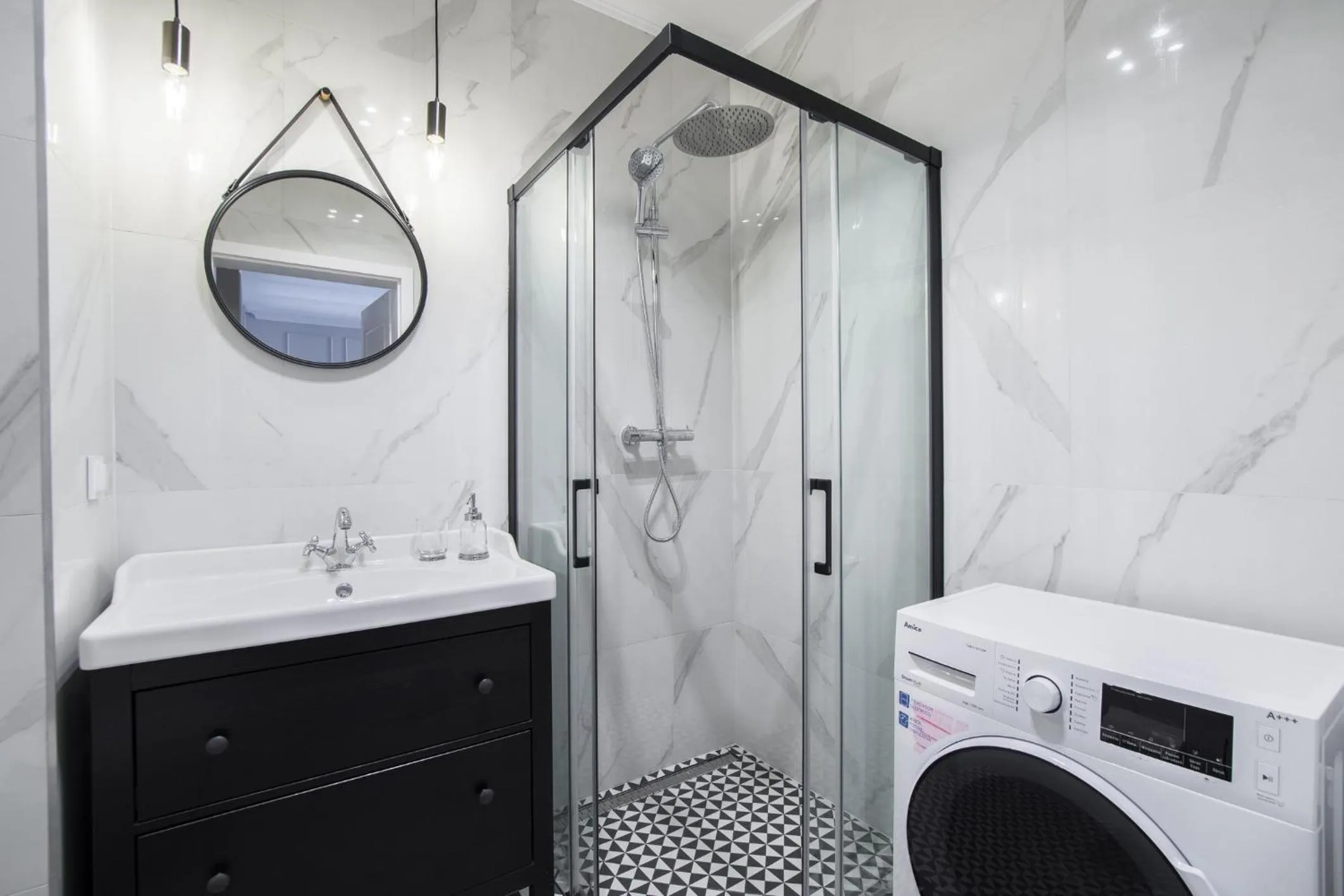 Bathroom in OLD Superior Apartment