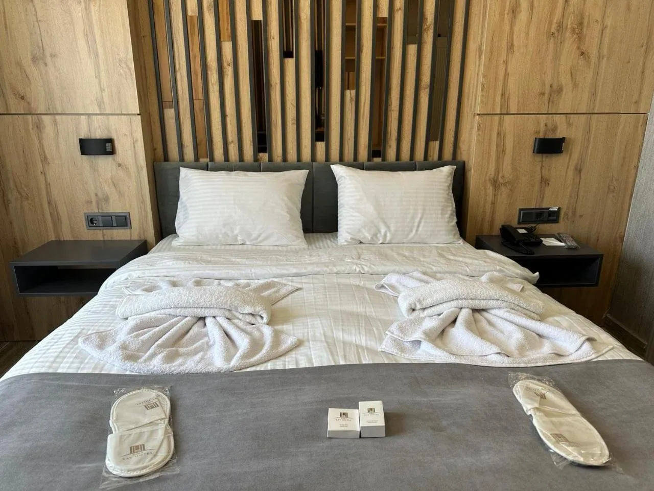 Bed in world say hotel