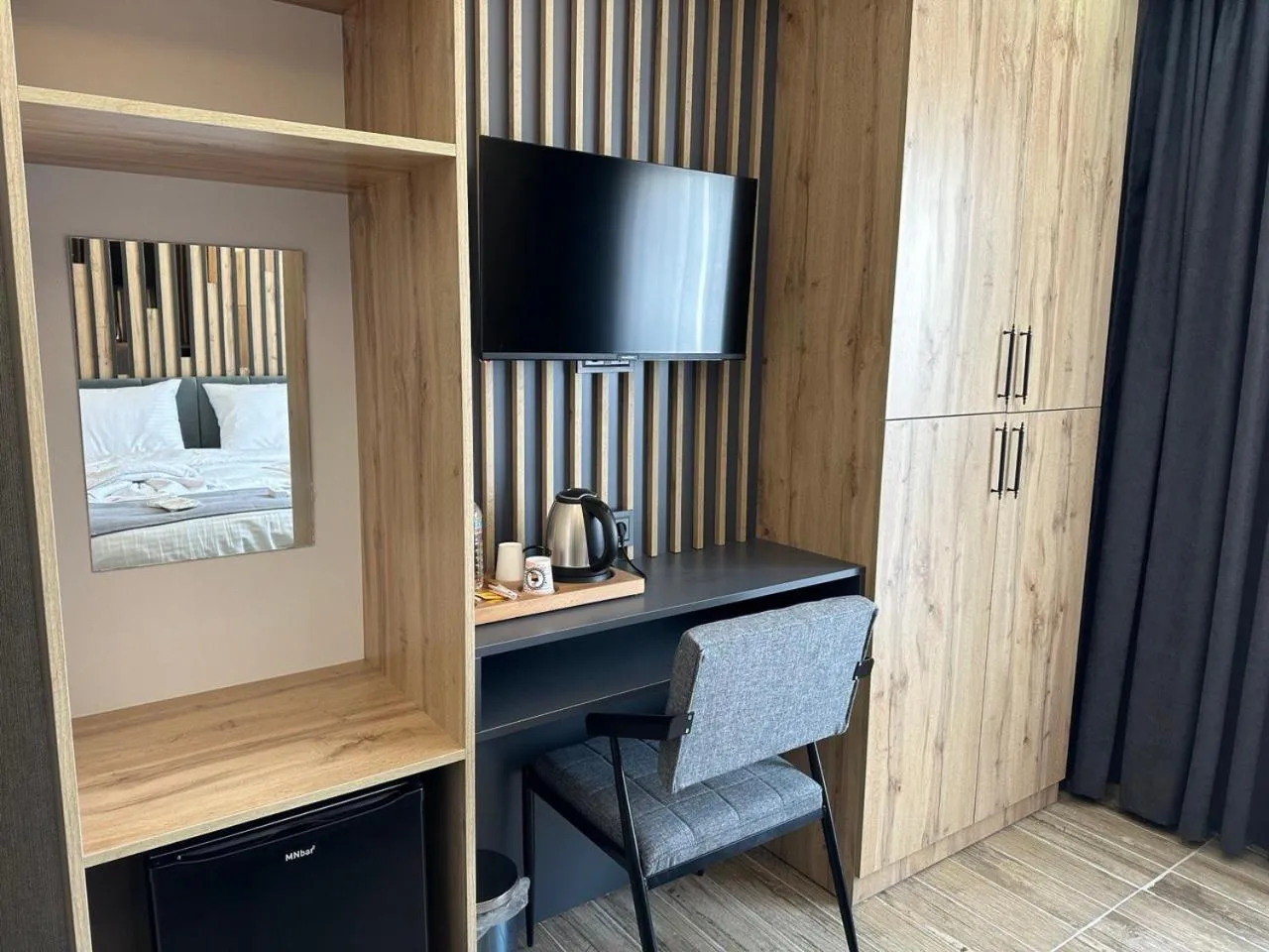 Kitchen or kitchenette in world say hotel