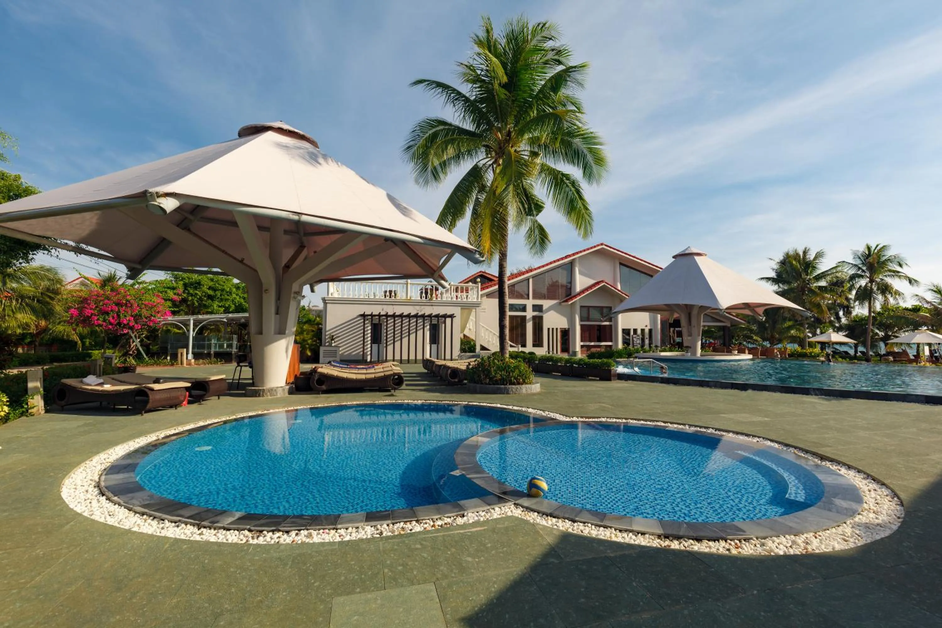 Swimming pool in Mercury Phu Quoc Resort & Villas
