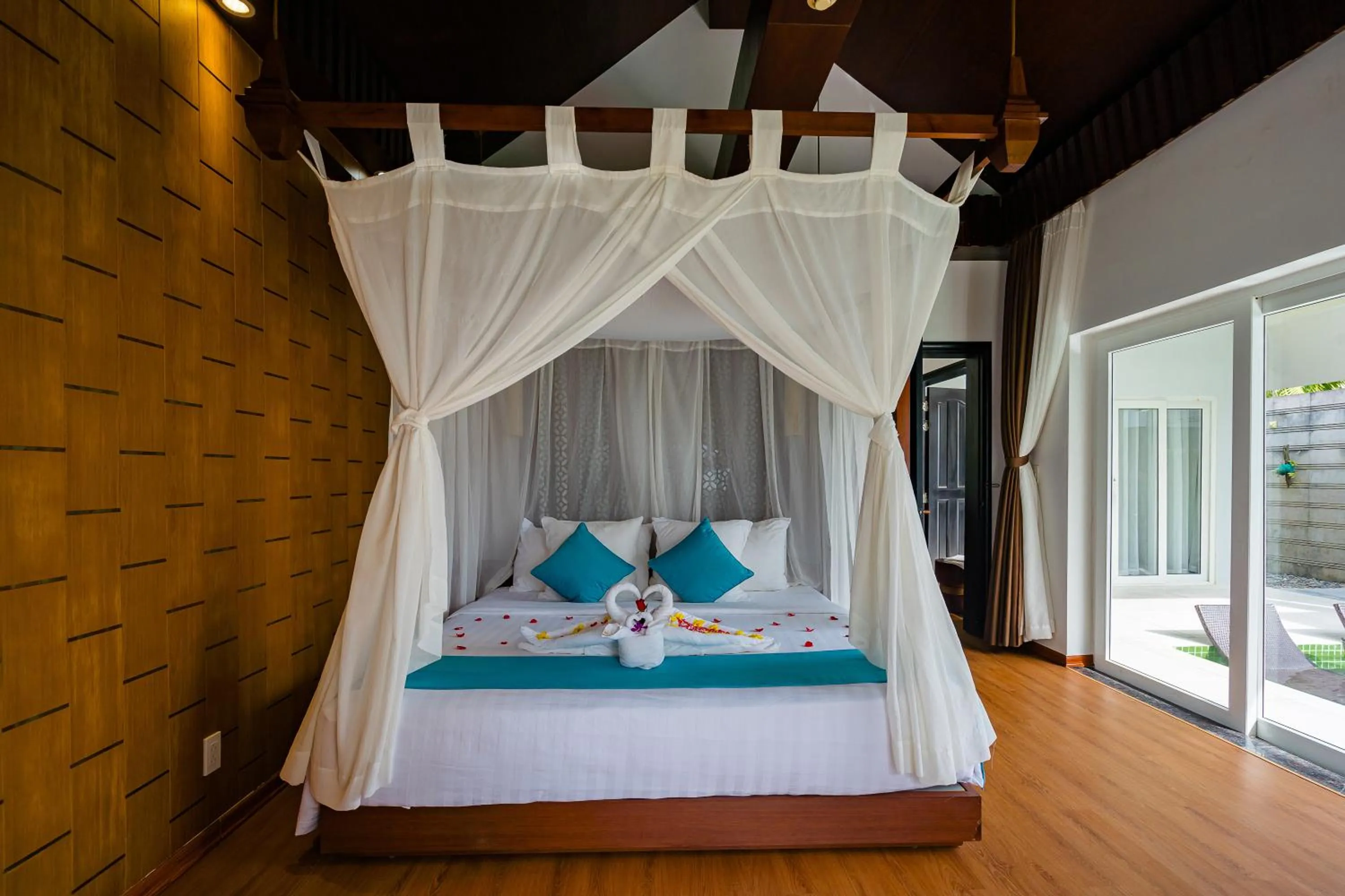 Bedroom, Bed in Mercury Phu Quoc Resort & Villas