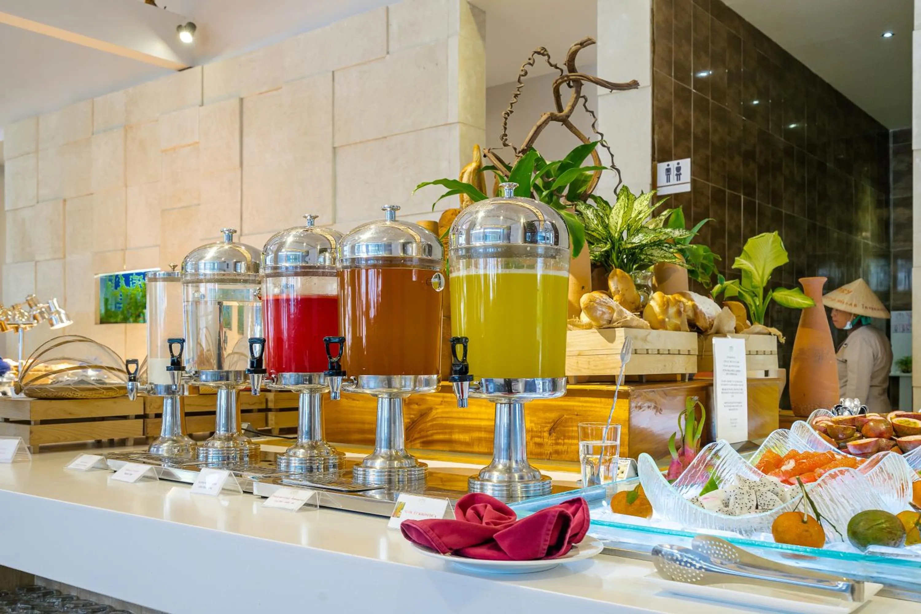 Restaurant/places to eat in Mercury Phu Quoc Resort & Villas