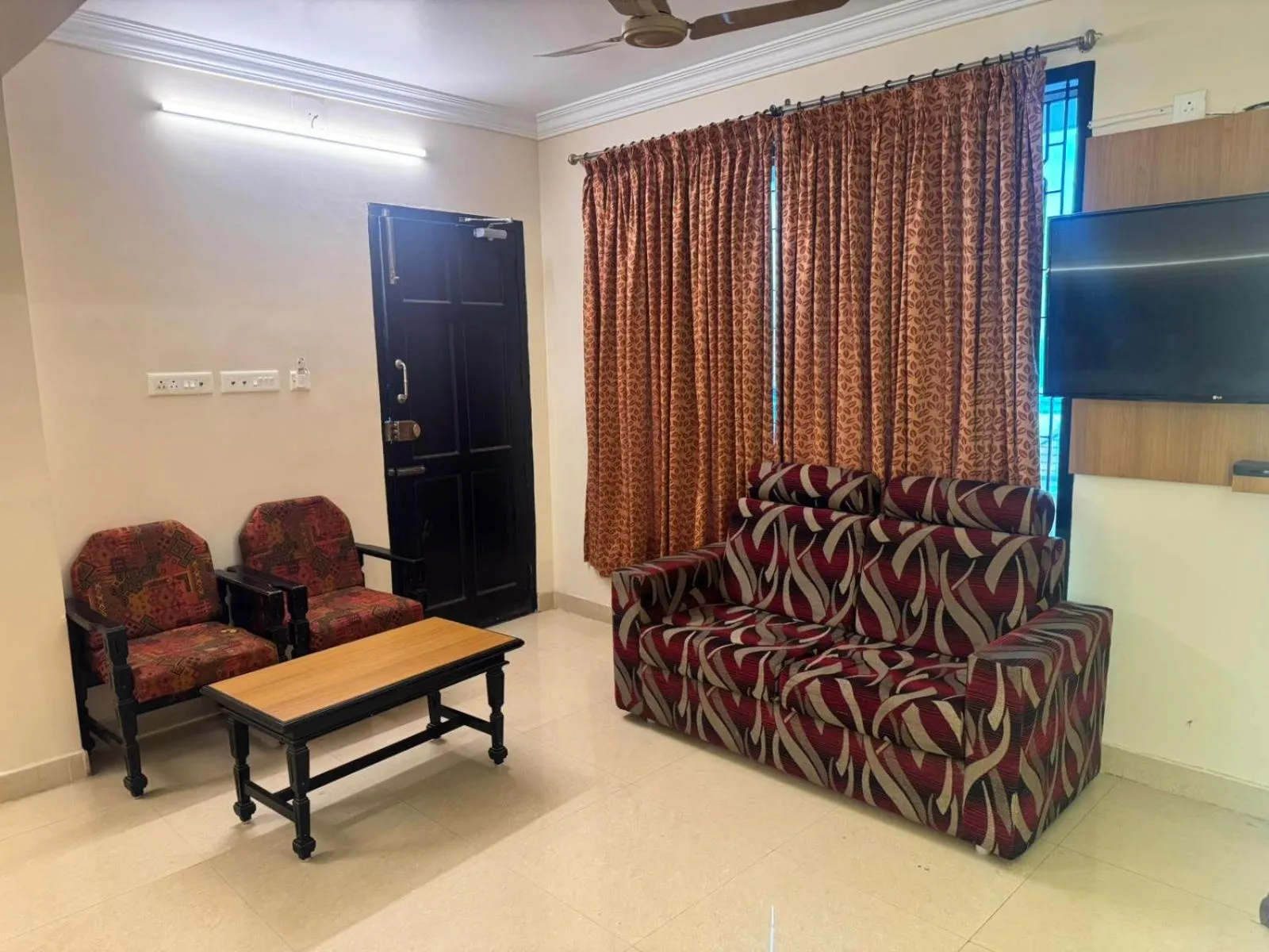 Bedroom in HOTEL SRIMANIYA