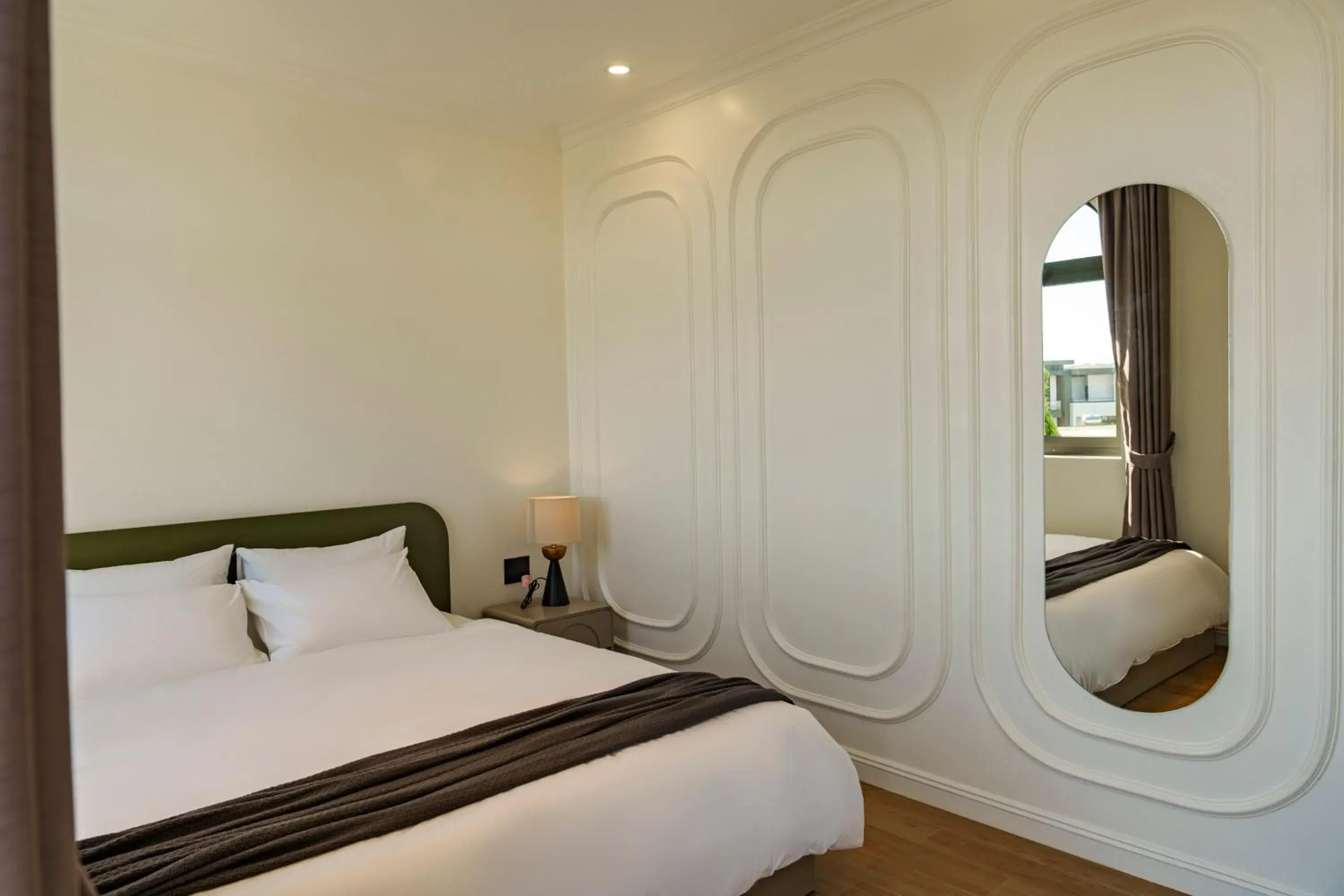 King Room with Balcony in Storij Home & Coffee King Room with Balcony in Storij Home & Coffee