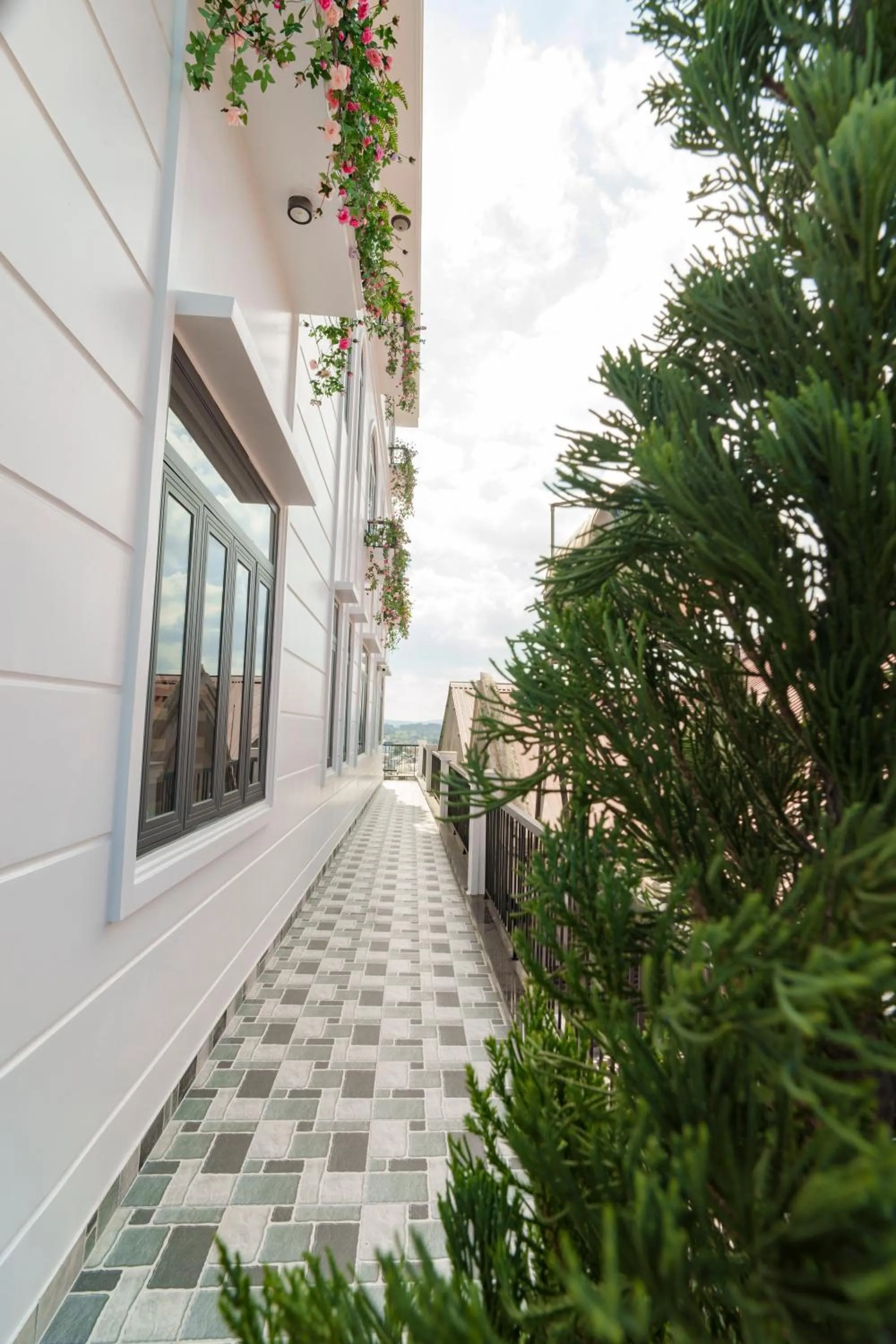 Storij Home & Coffee