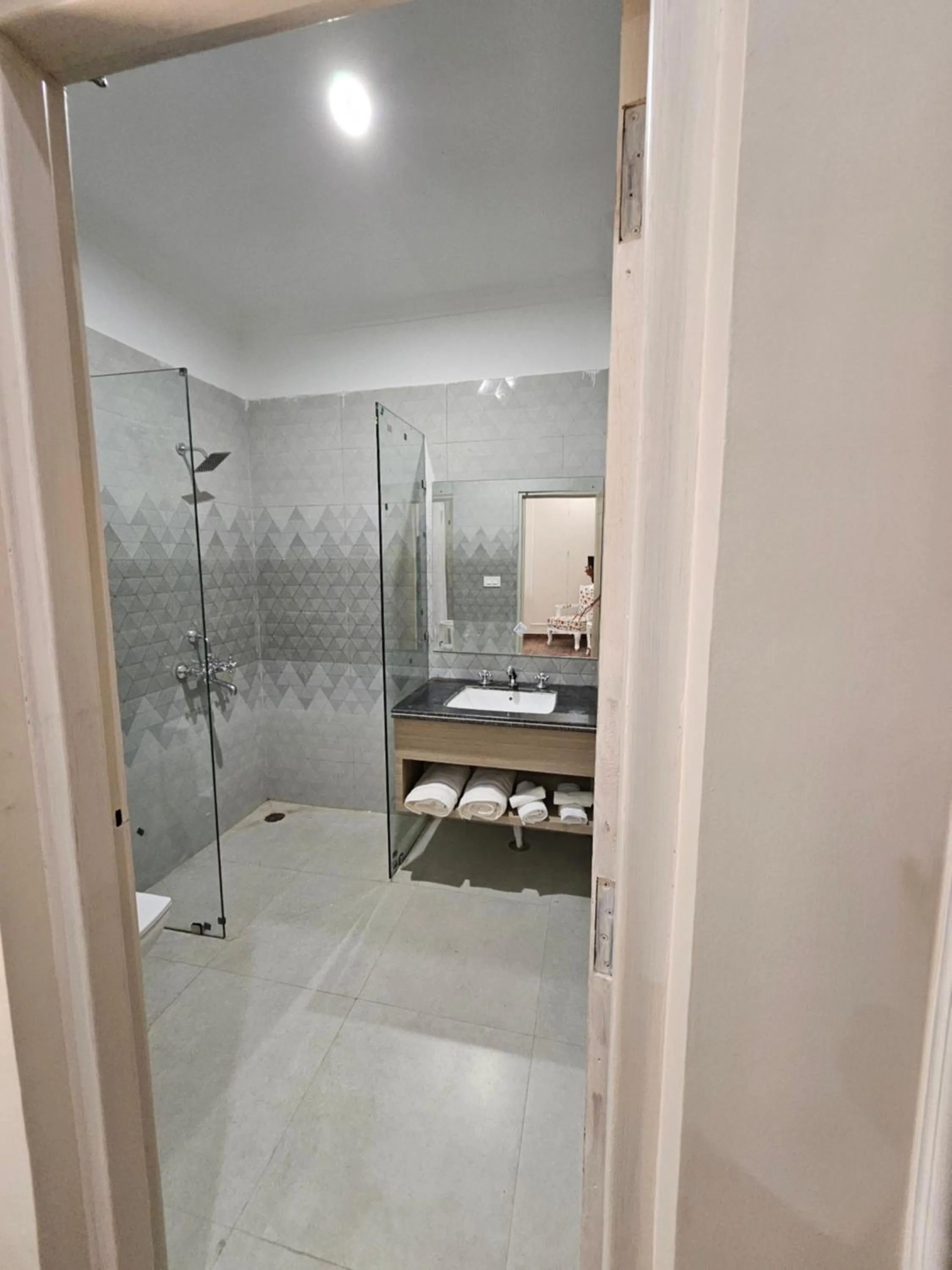 Shower in Marten's Wilderness Retreat