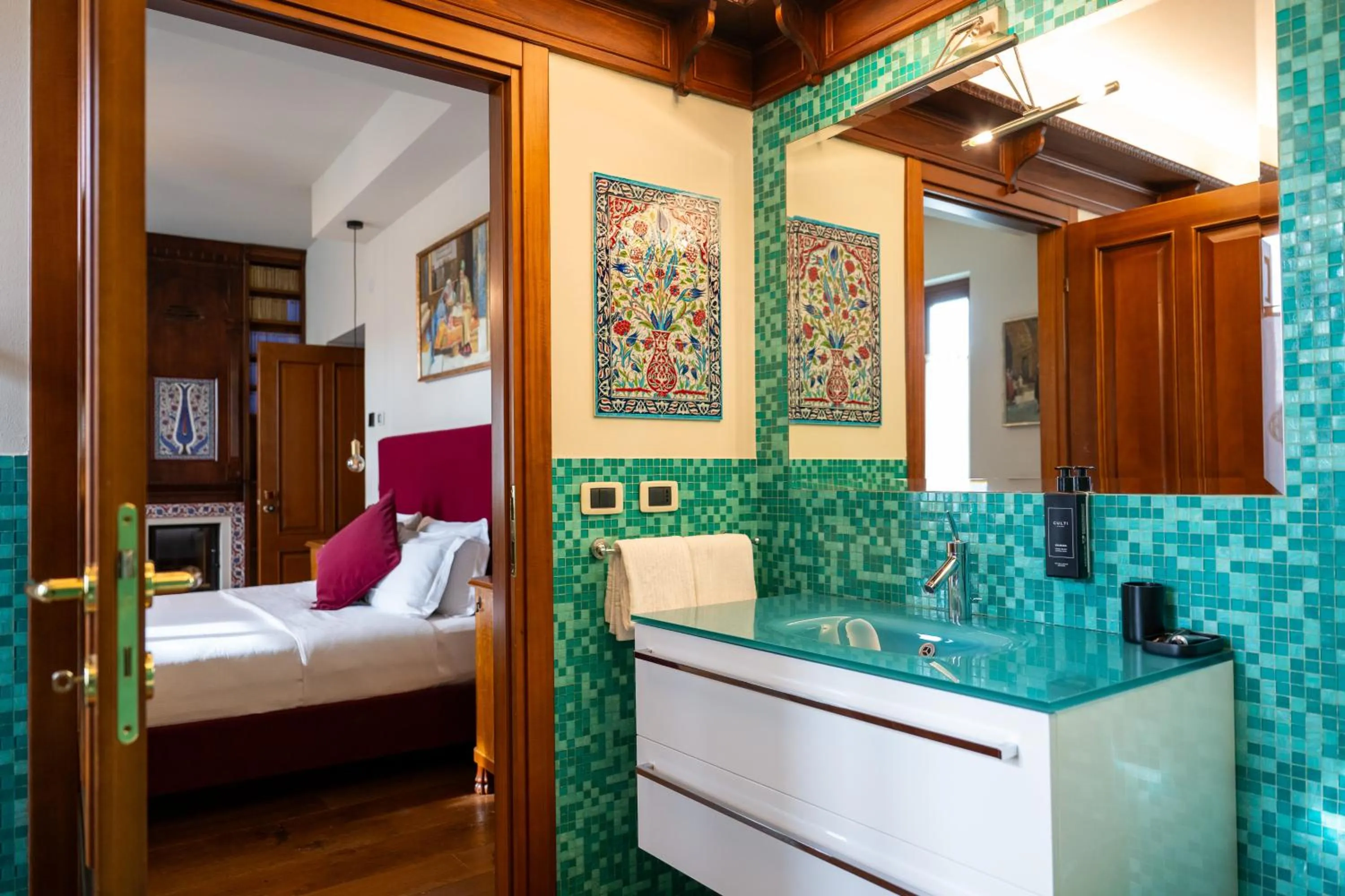 Bathroom, Bed in 1448 Antica Dimora Al Merlo Bianco