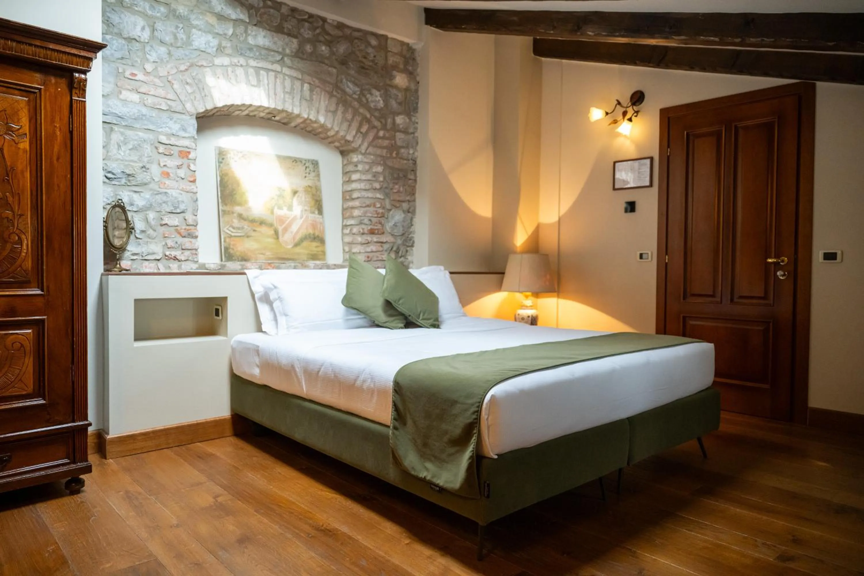 Bed in 1448 Antica Dimora Al Merlo Bianco