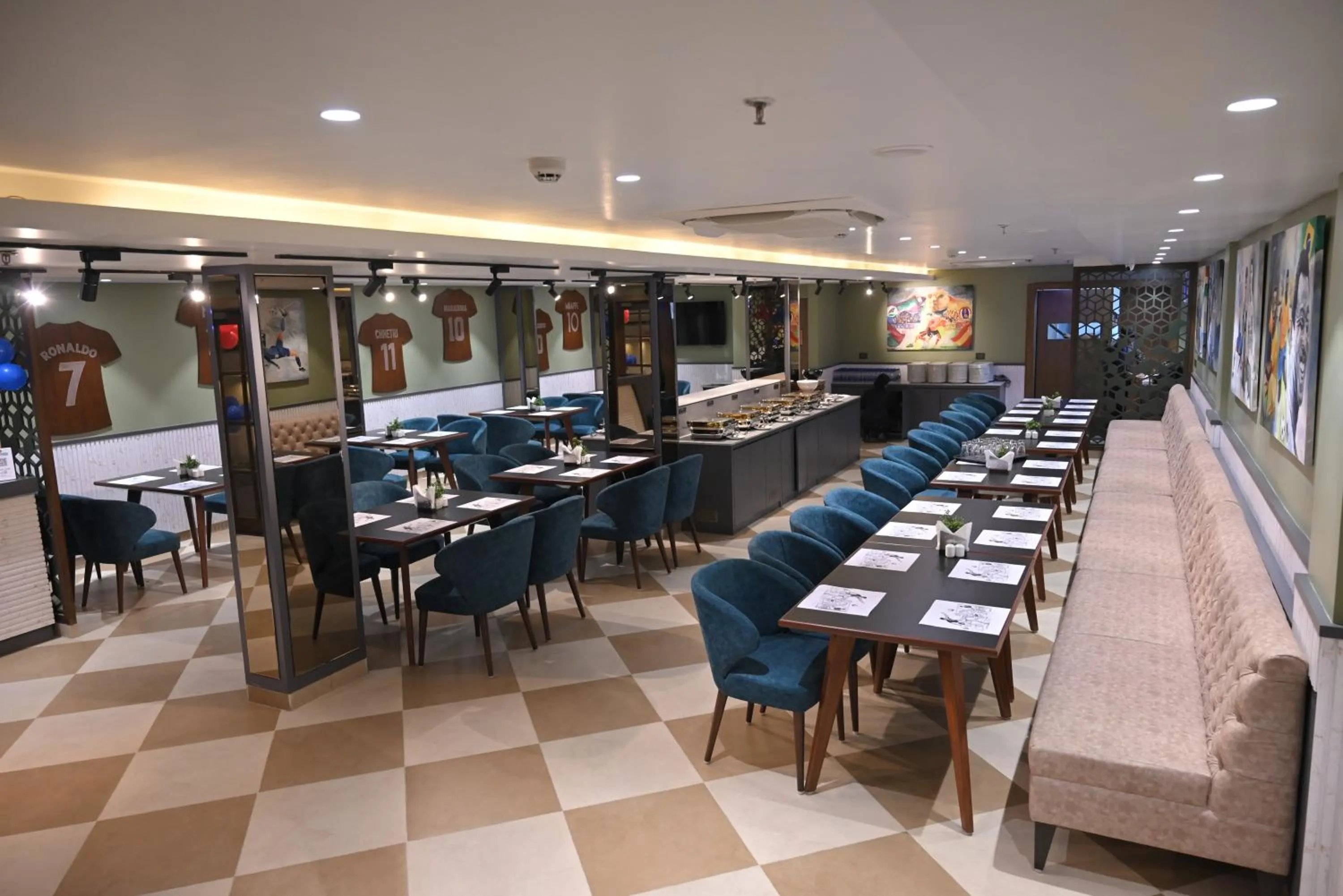 Restaurant/places to eat in Ra Vista