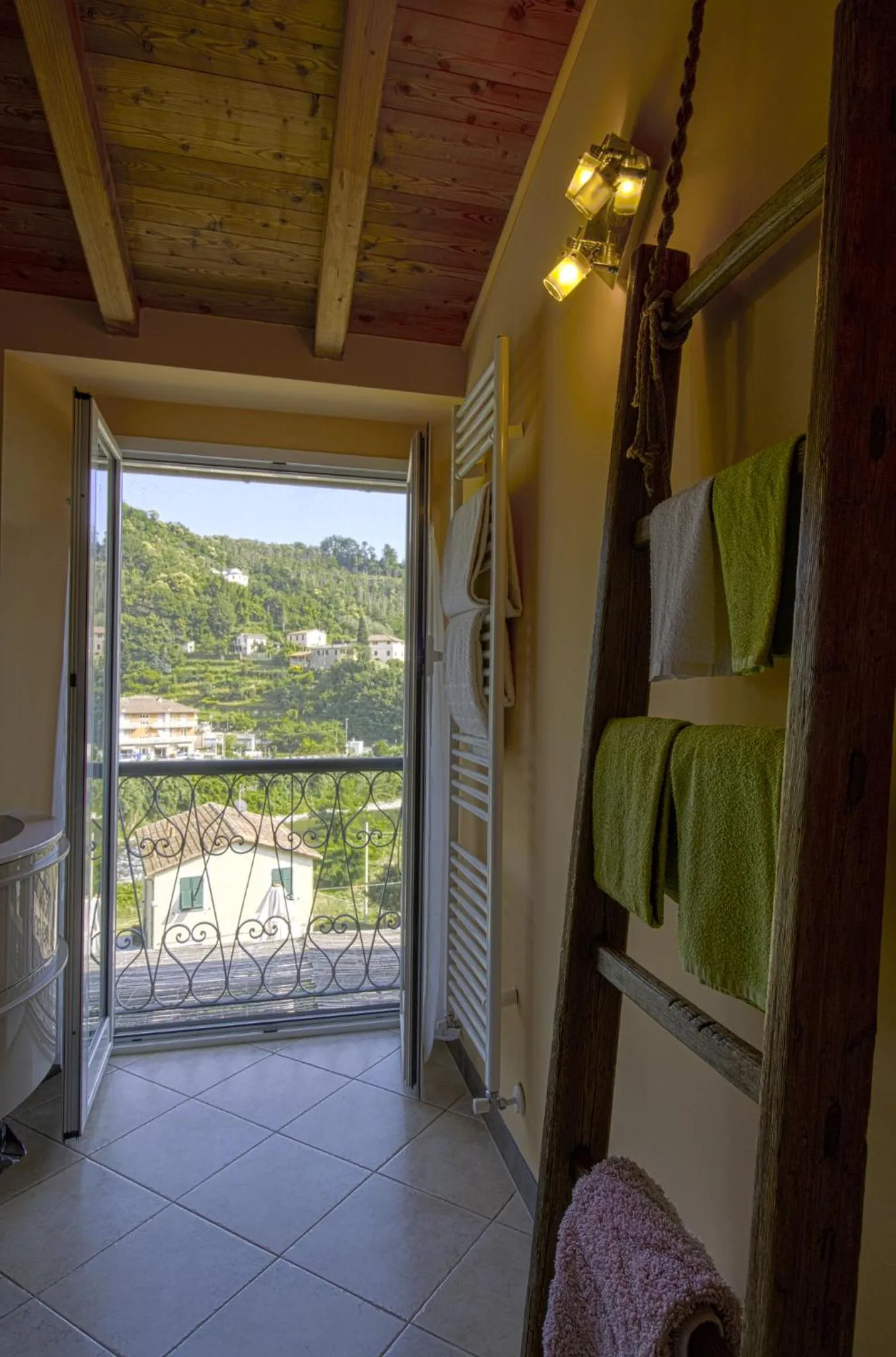 Mountain view, Bed in Rivarola al Tempo Dei Castelli