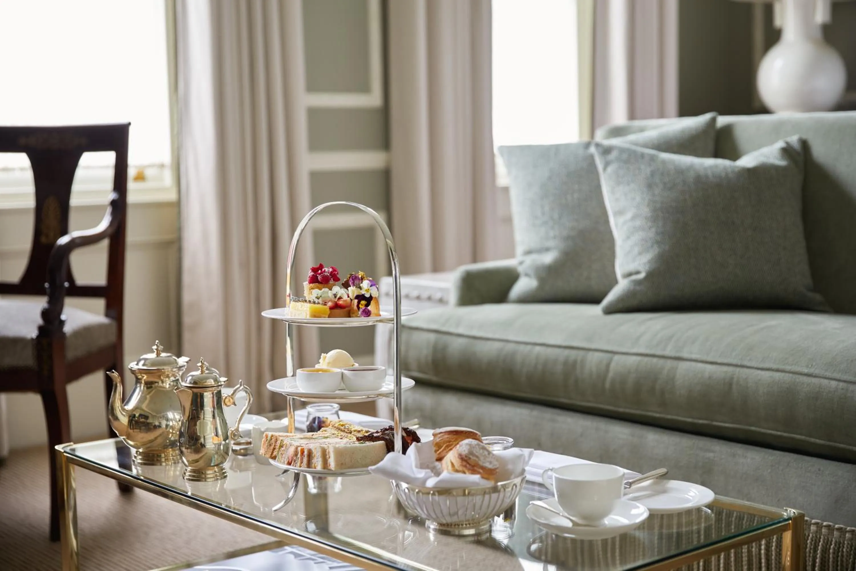 Food and drinks in Egerton House