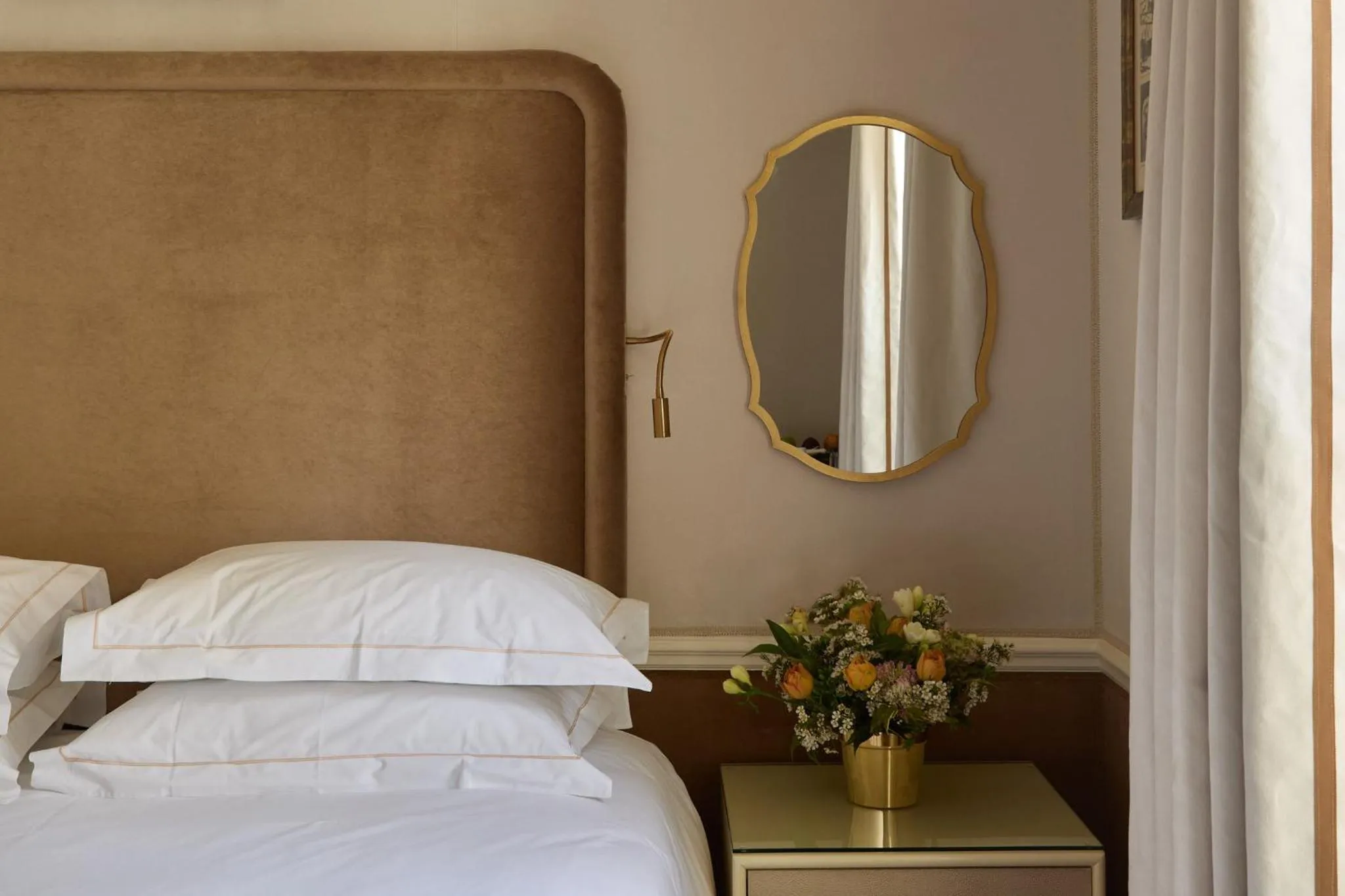 Photo of the whole room, Bed in Egerton House