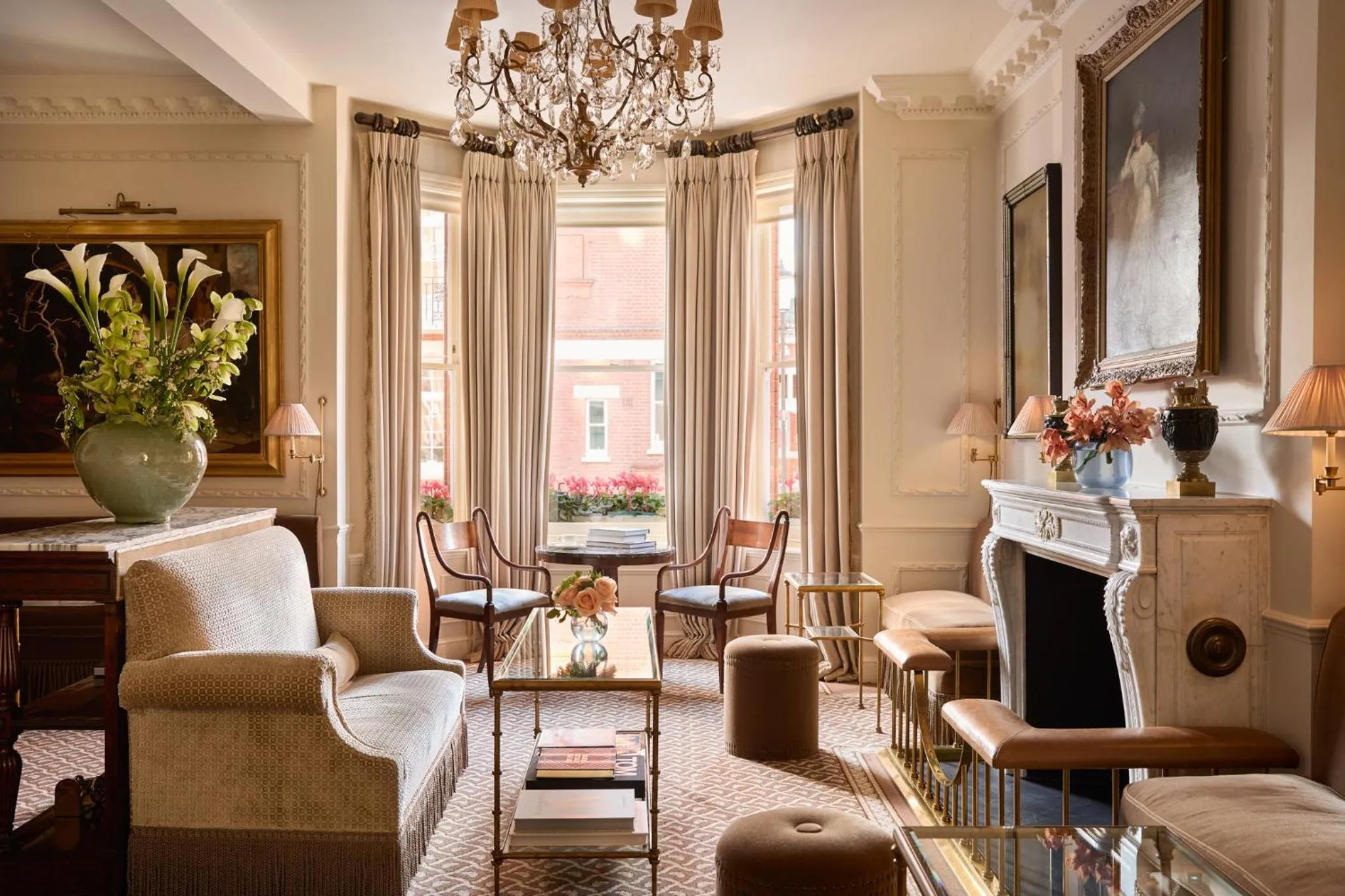 Lounge or bar in Egerton House