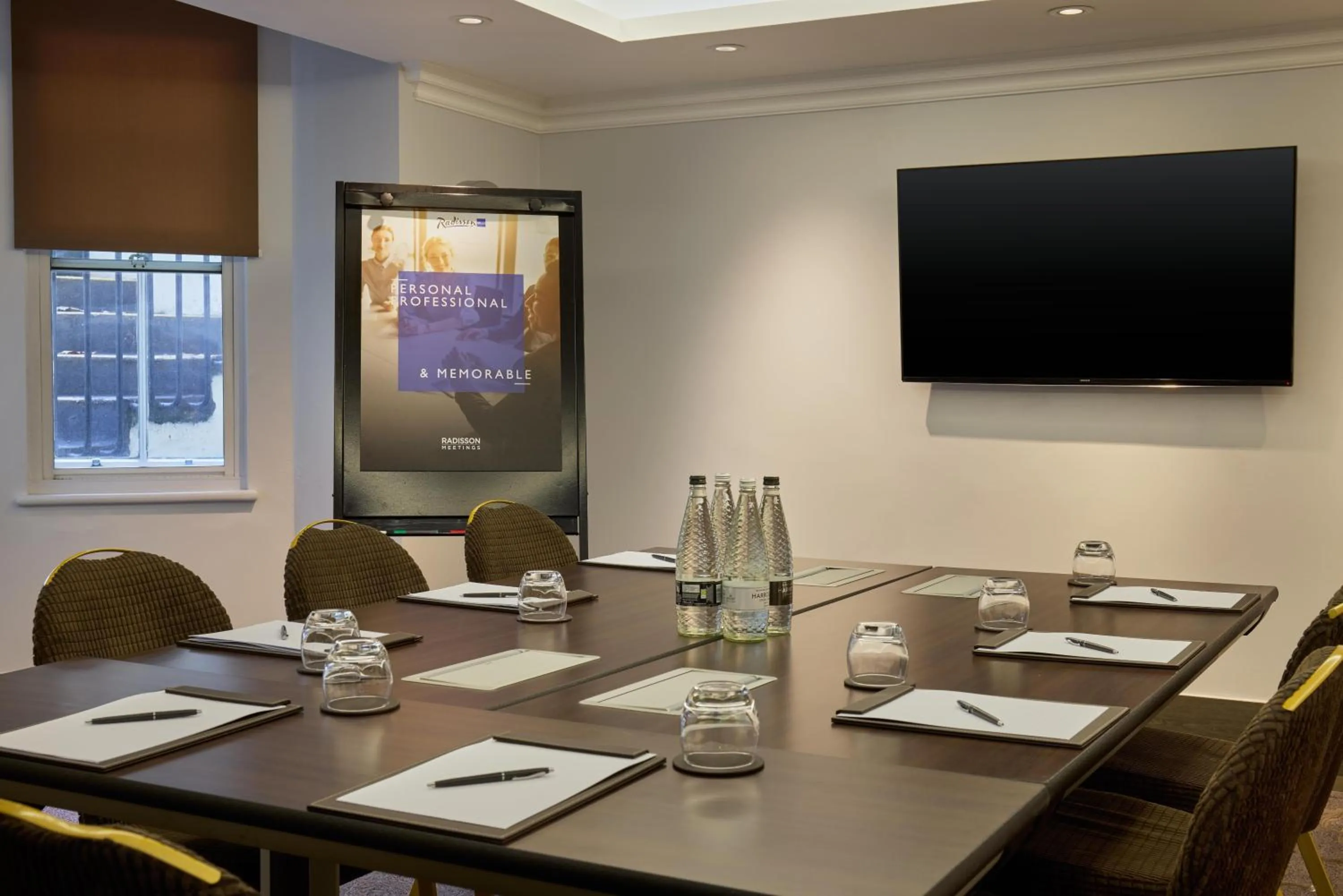 Meeting/conference room in Radisson Blu Hotel, London South Kensington