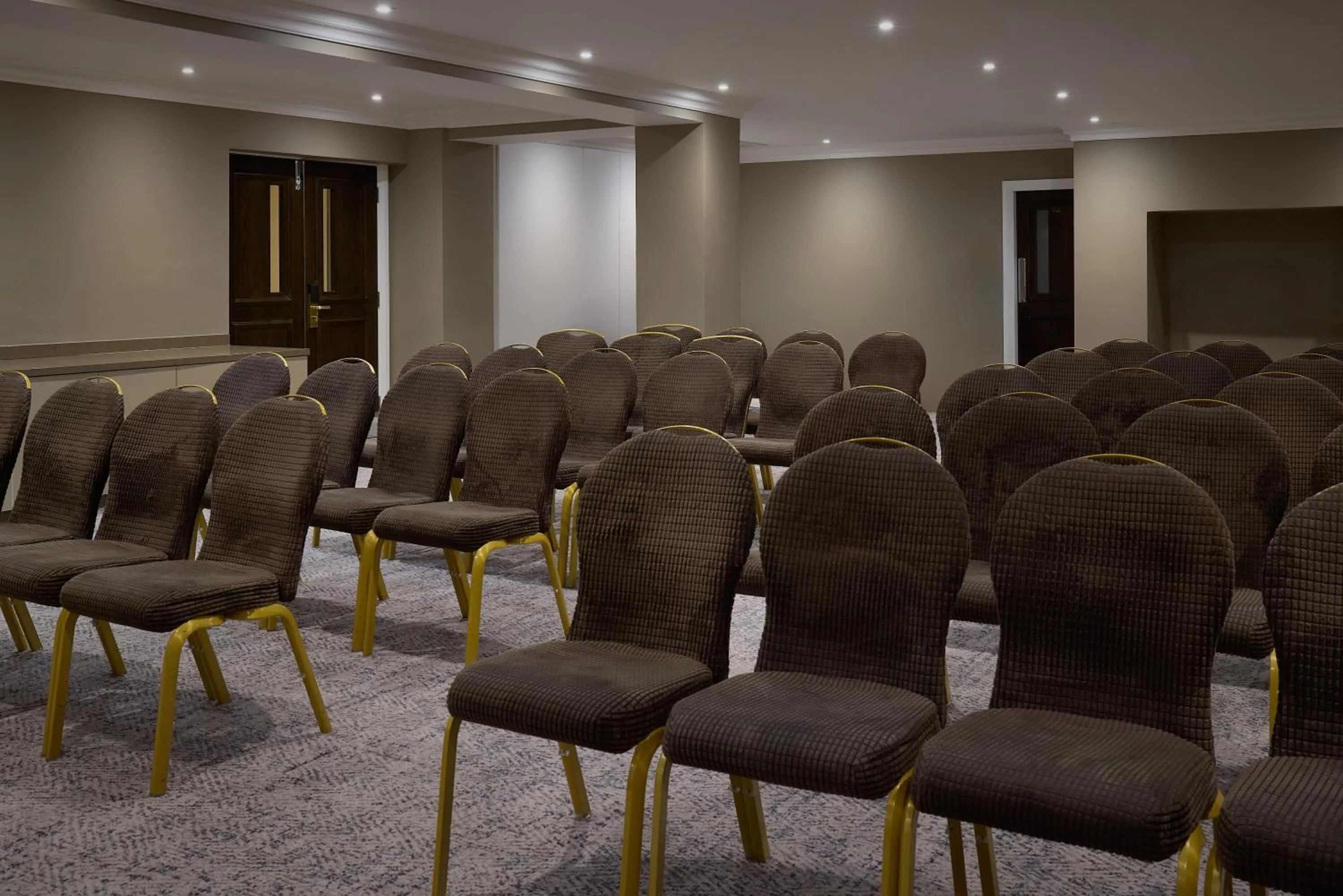 Meeting/conference room in Radisson Blu Hotel, London South Kensington