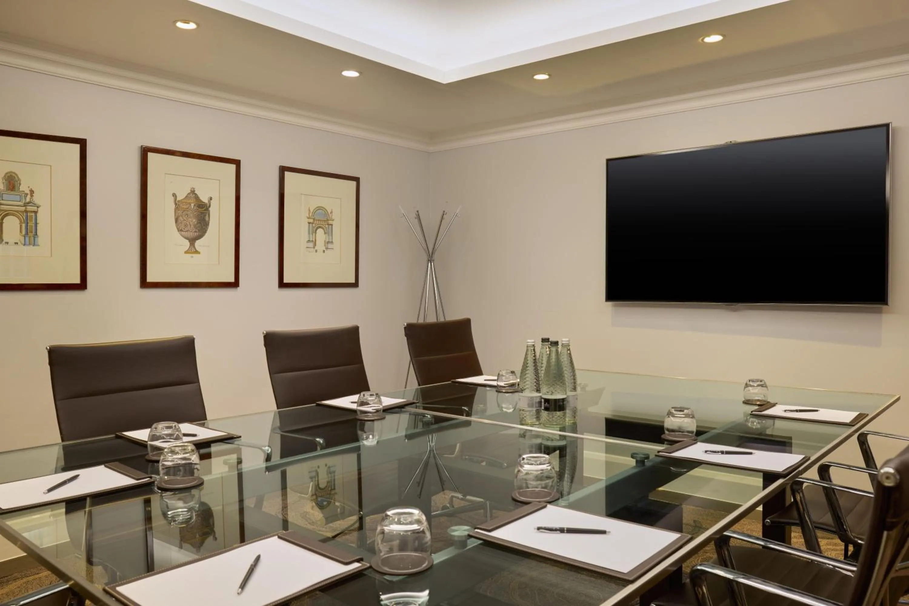 Meeting/conference room in Radisson Blu Hotel, London South Kensington
