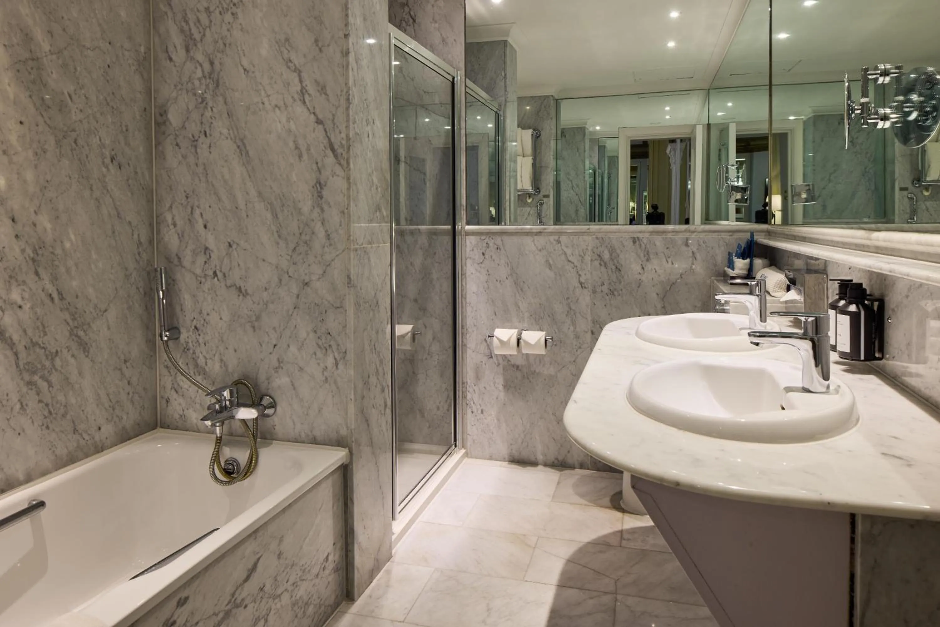 Bathroom in Radisson Blu Hotel, London South Kensington