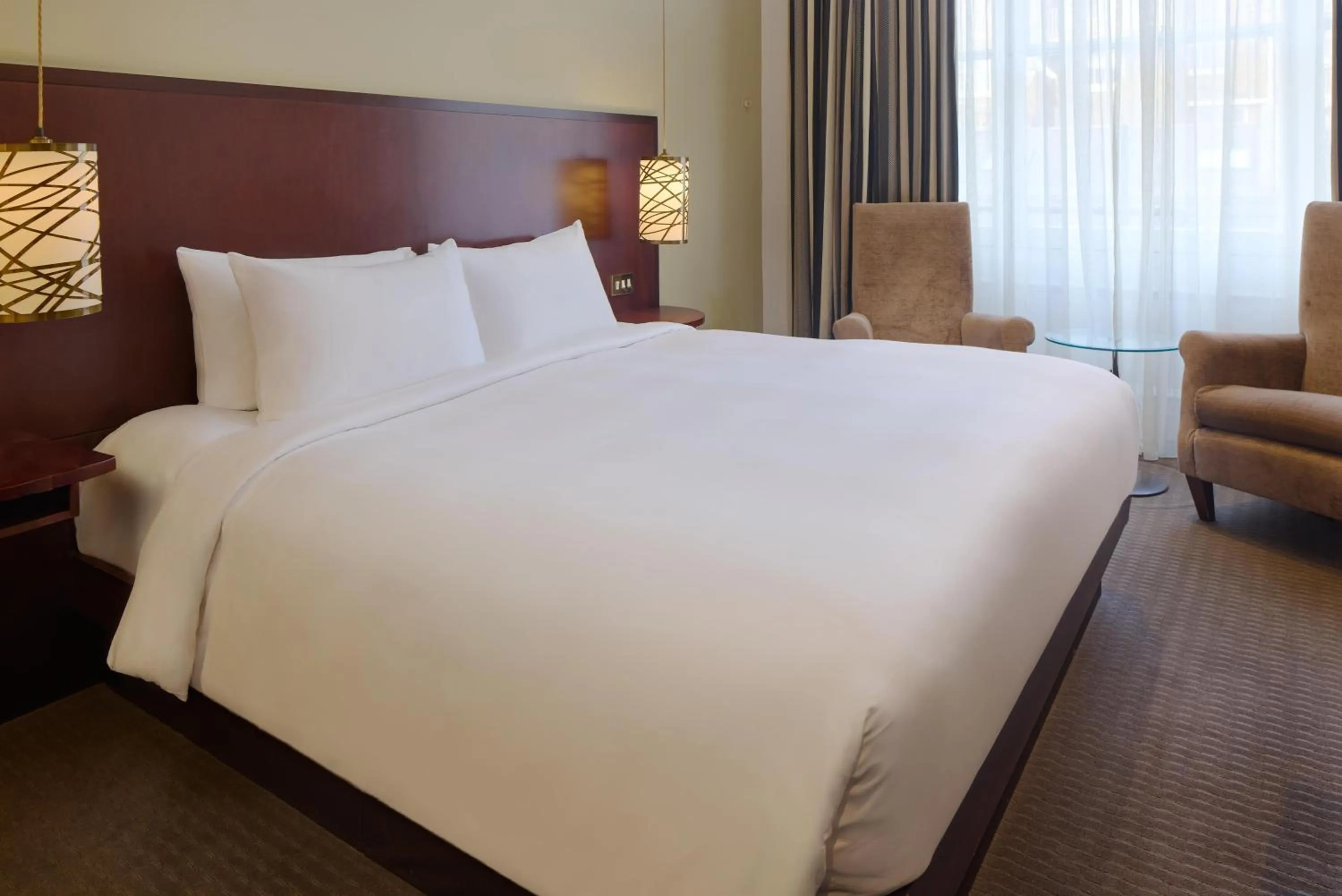 Bedroom, Bed in Radisson Blu Hotel, London South Kensington