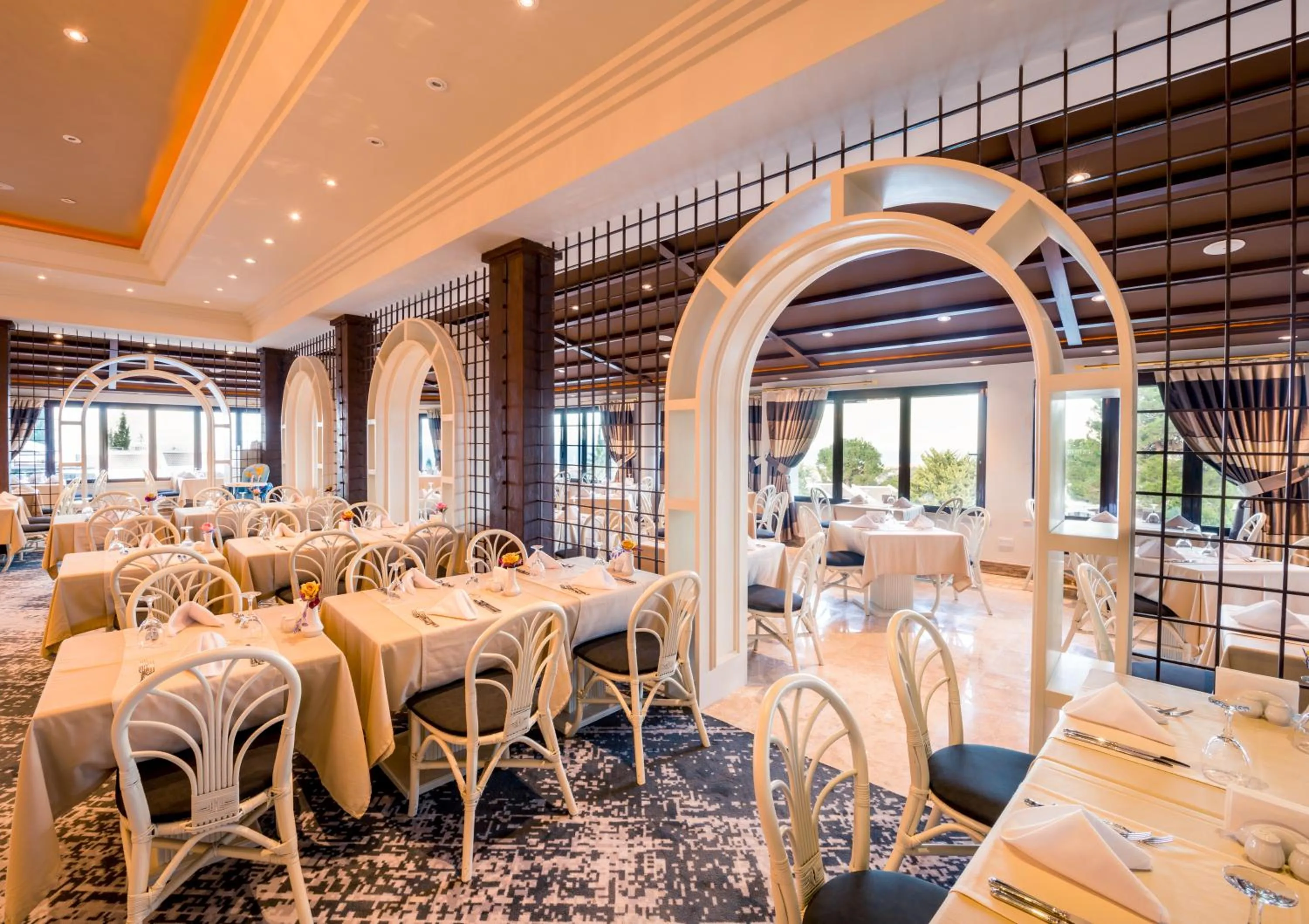 Restaurant/places to eat in The Olive Tree Hotel