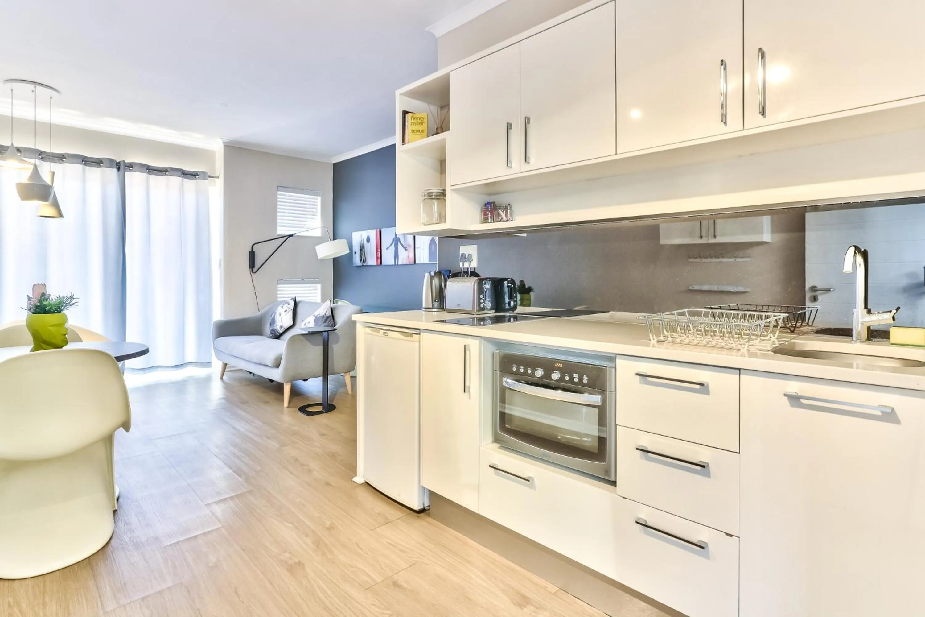 Kitchen or kitchenette in WINK Aparthotel Quiver Tree