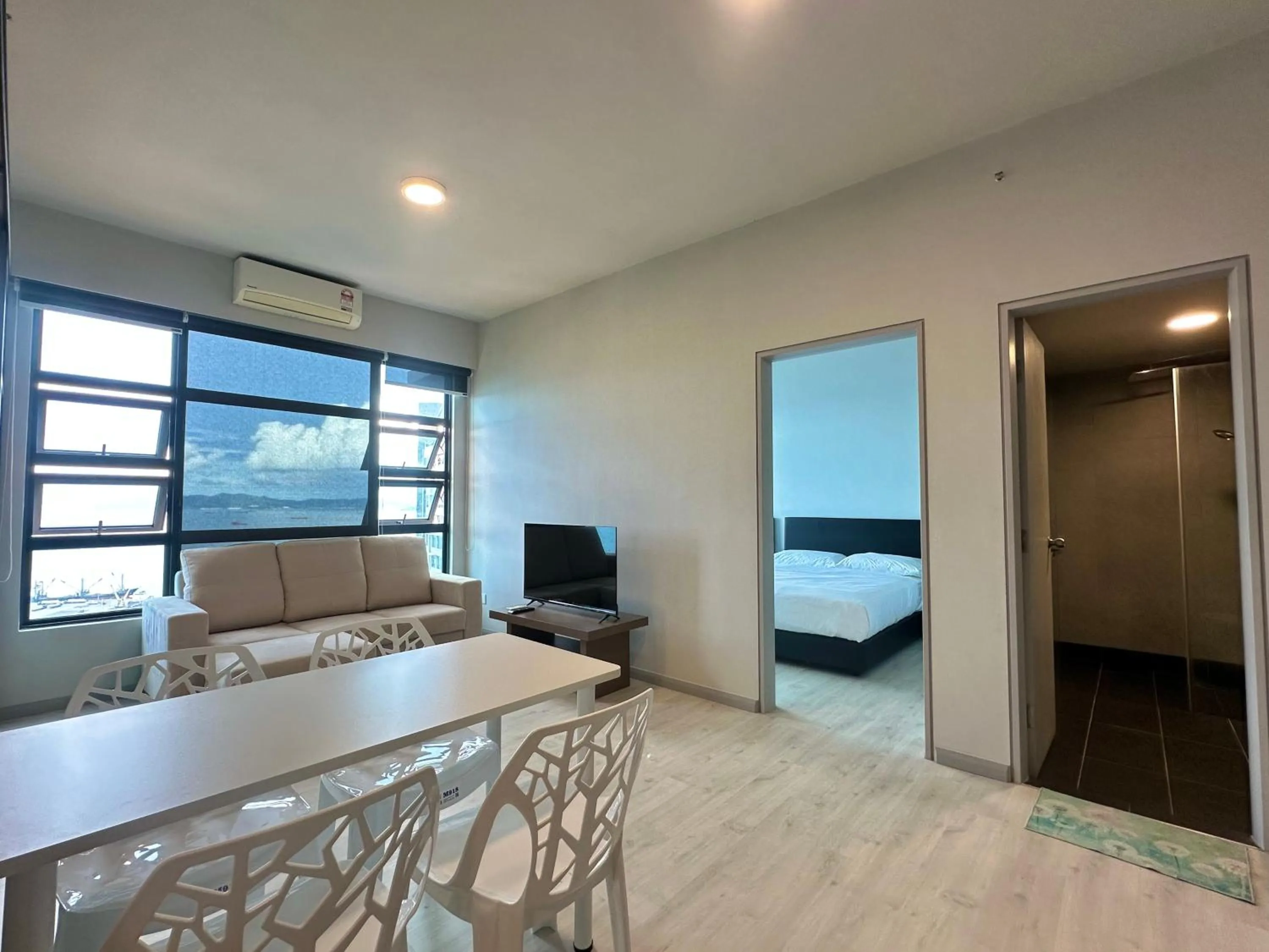 Jesselton Quay Kota Kinabalu City Centre by LW Suites