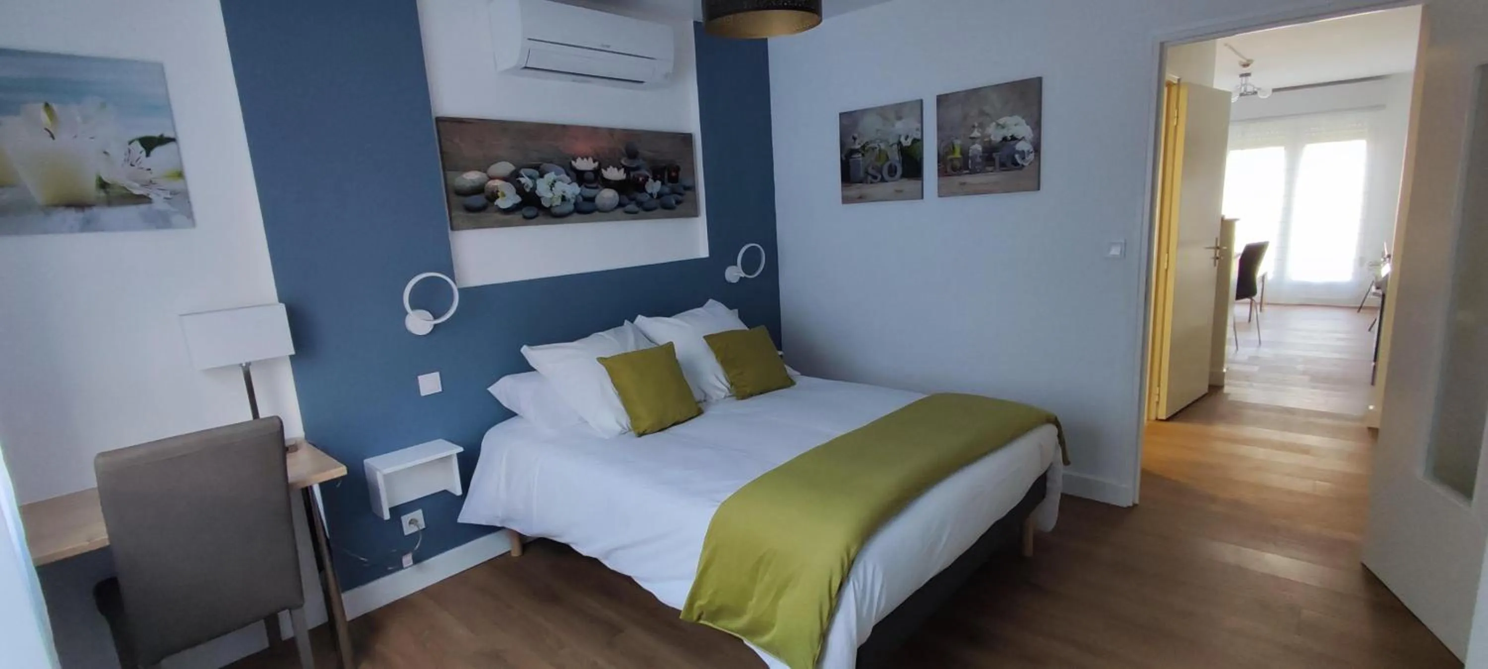 Bedroom, Bed in Le Haut Berry