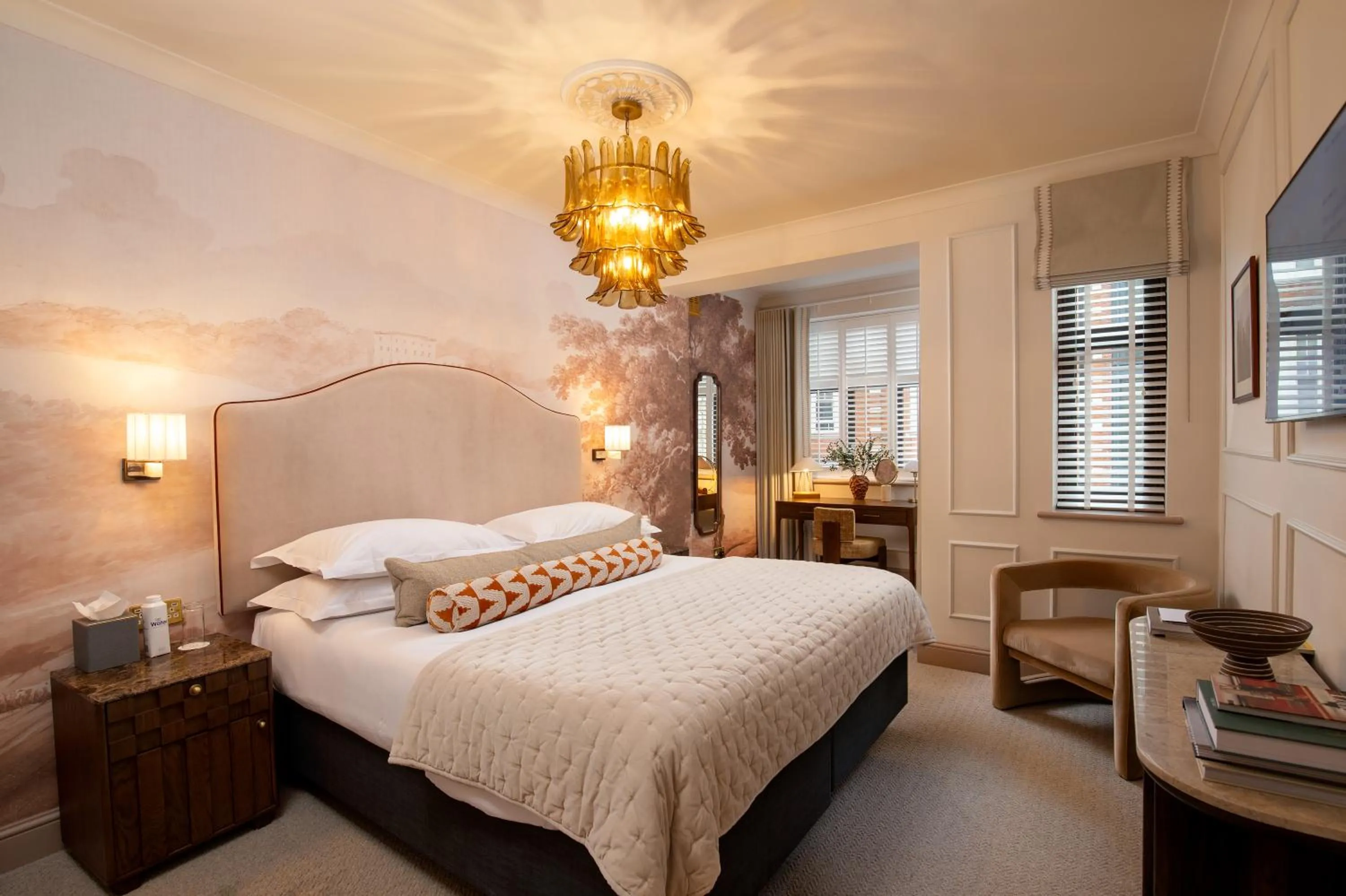 Bed in The Capital Hotel, Apartments & Townhouse - Small Luxury Hotels of The World