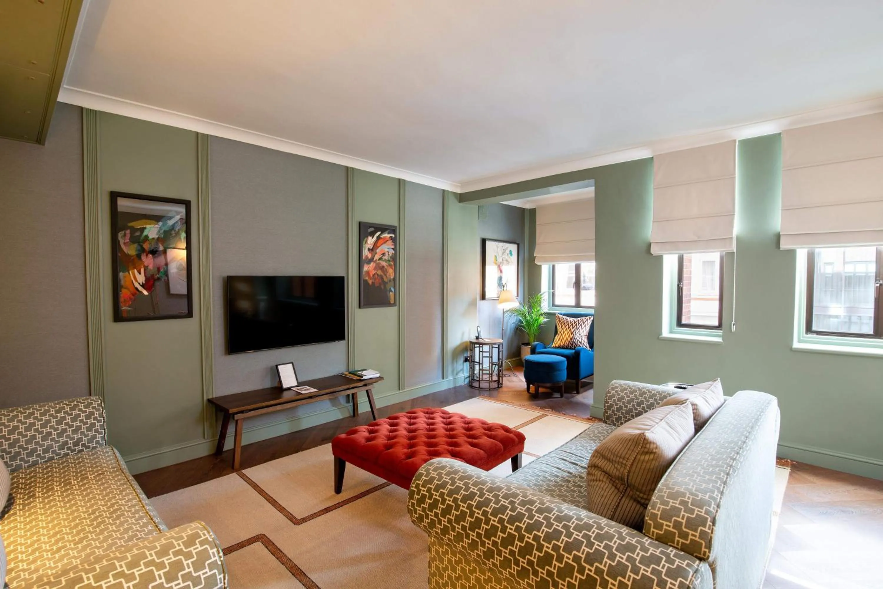 Communal lounge/ TV room in The Capital Hotel, Apartments & Townhouse - Small Luxury Hotels of The World