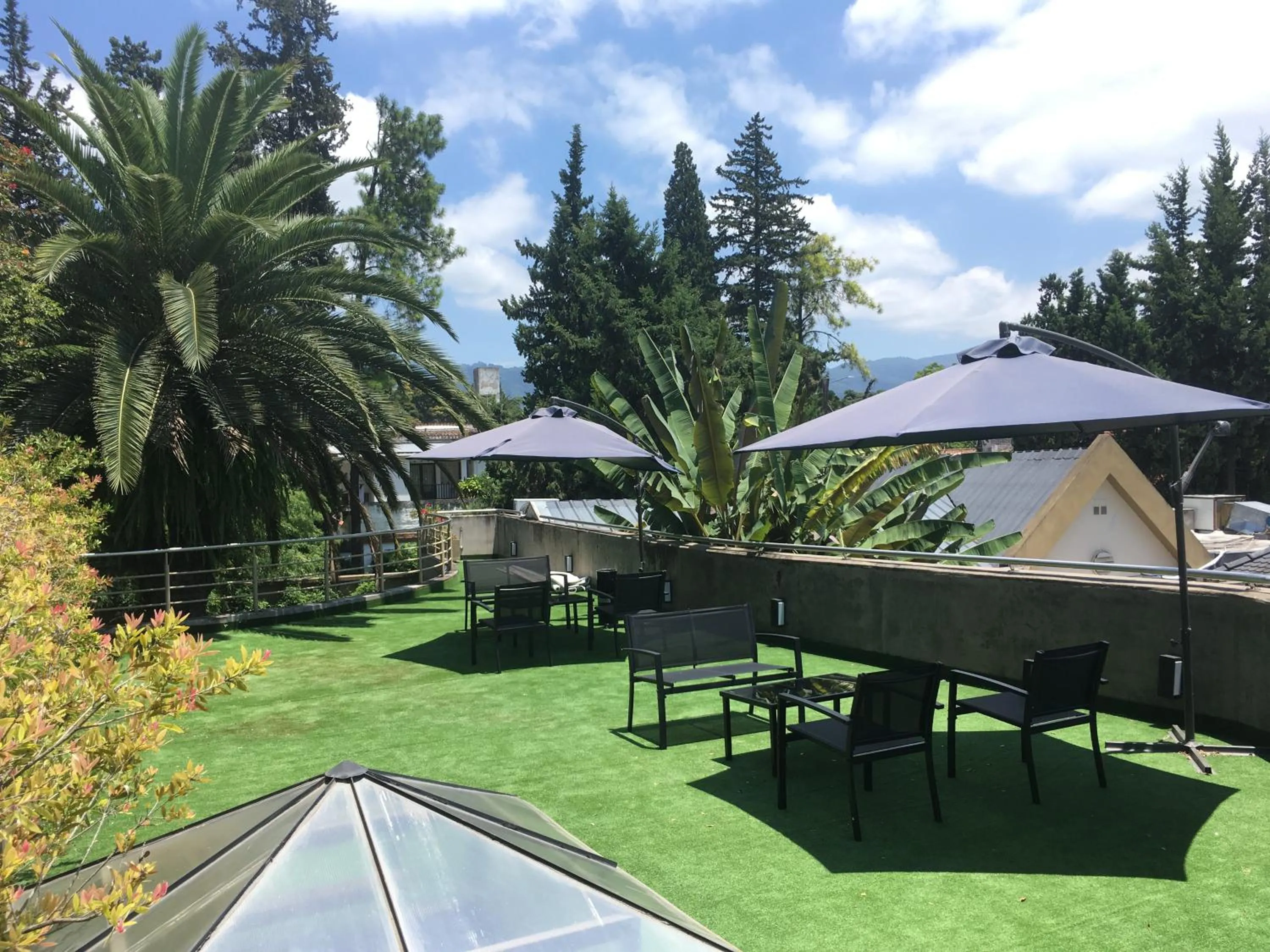 Balcony/Terrace in Howard Johnson Hotel Yerba Buena