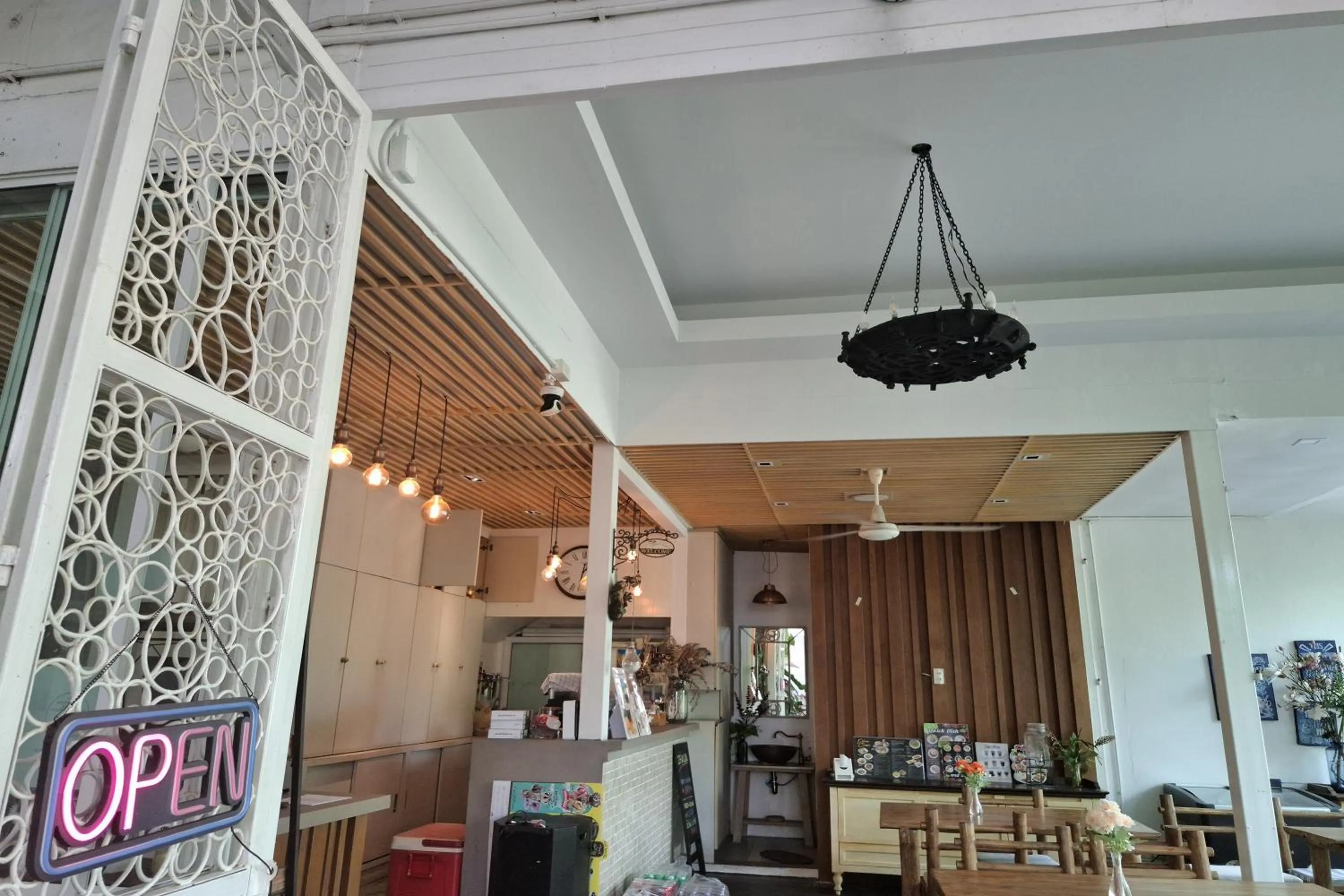 Lounge or bar in Deva Casa Private Pool Villa