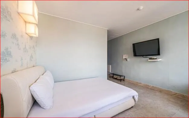 Bed in Hotel White House