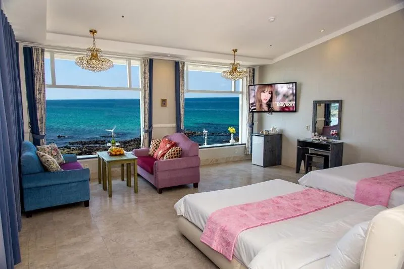 Bed in Hotel White House