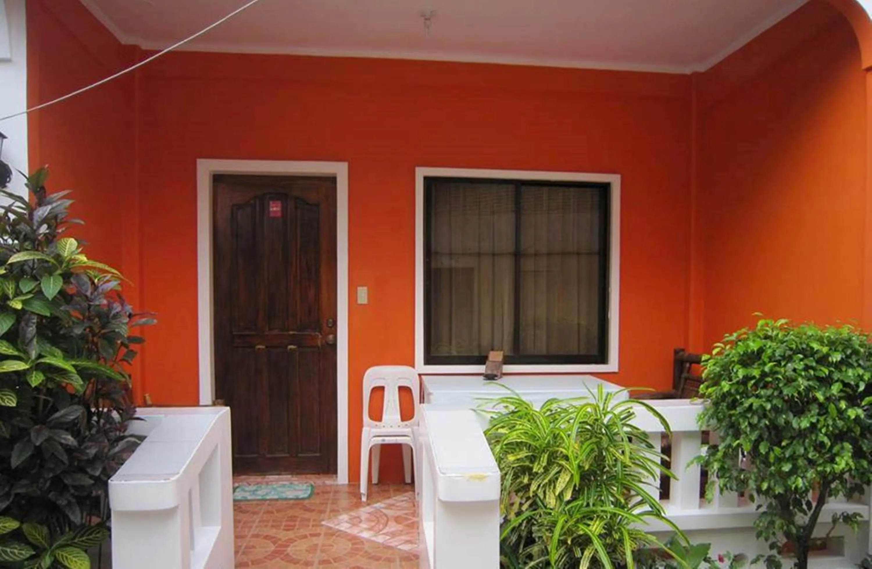 Facade/entrance in M&E Guesthouse