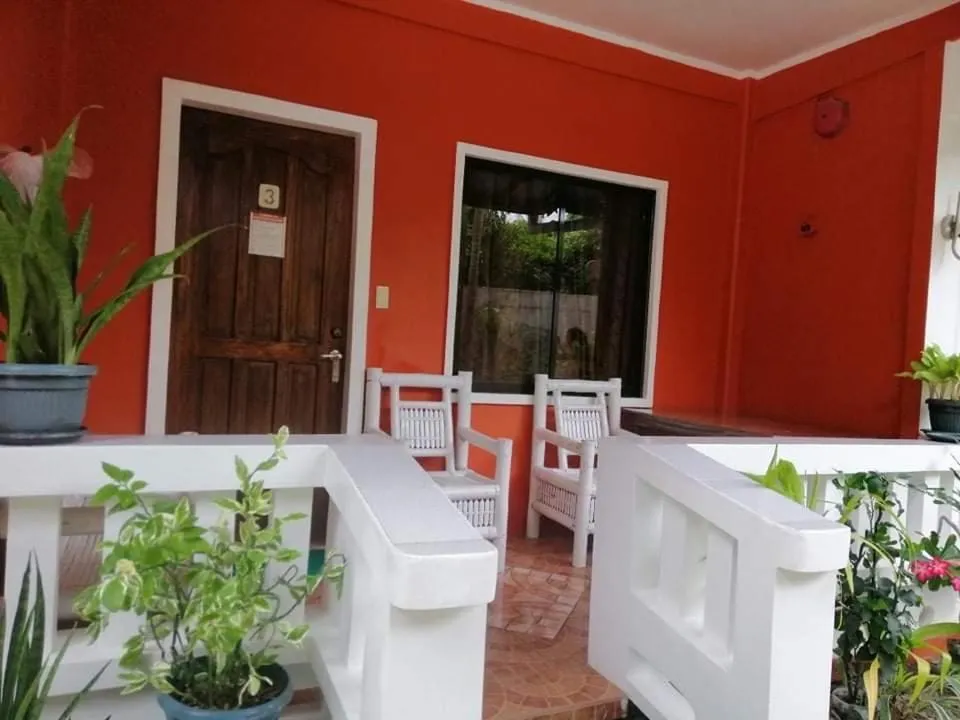 Facade/entrance in M&E Guesthouse