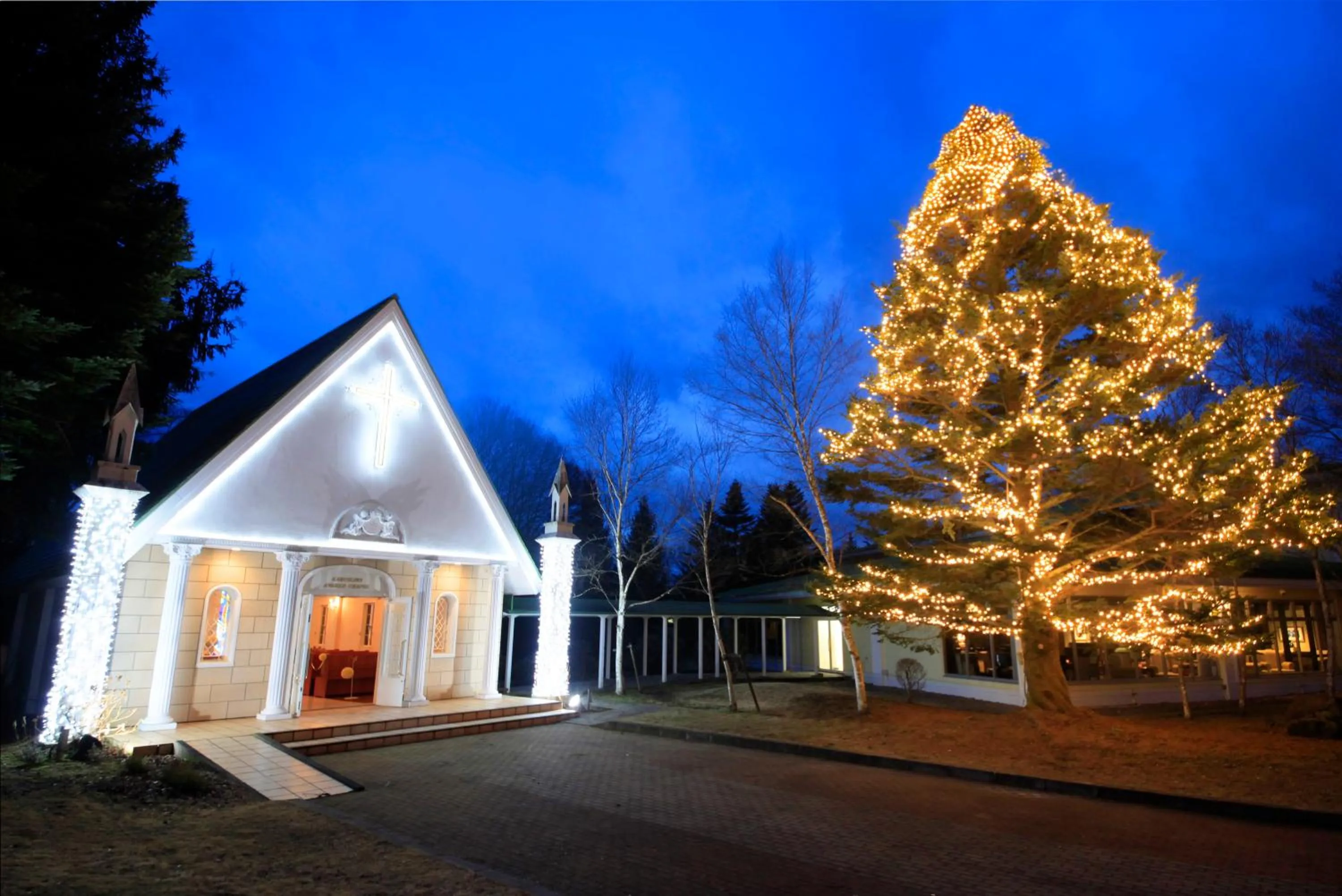 Property building in Yutorelo Karuizawa Hotel