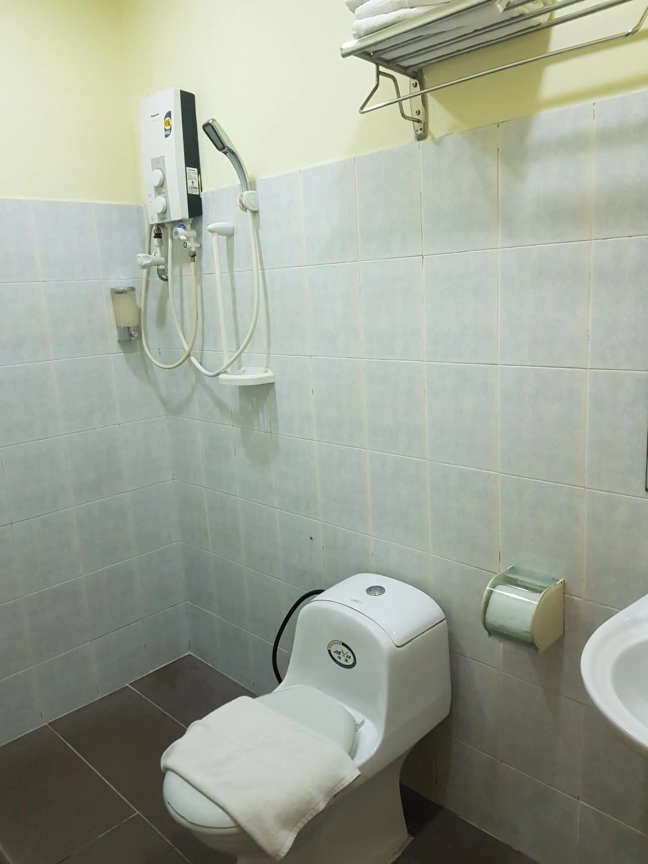 Bathroom in New City Hotel