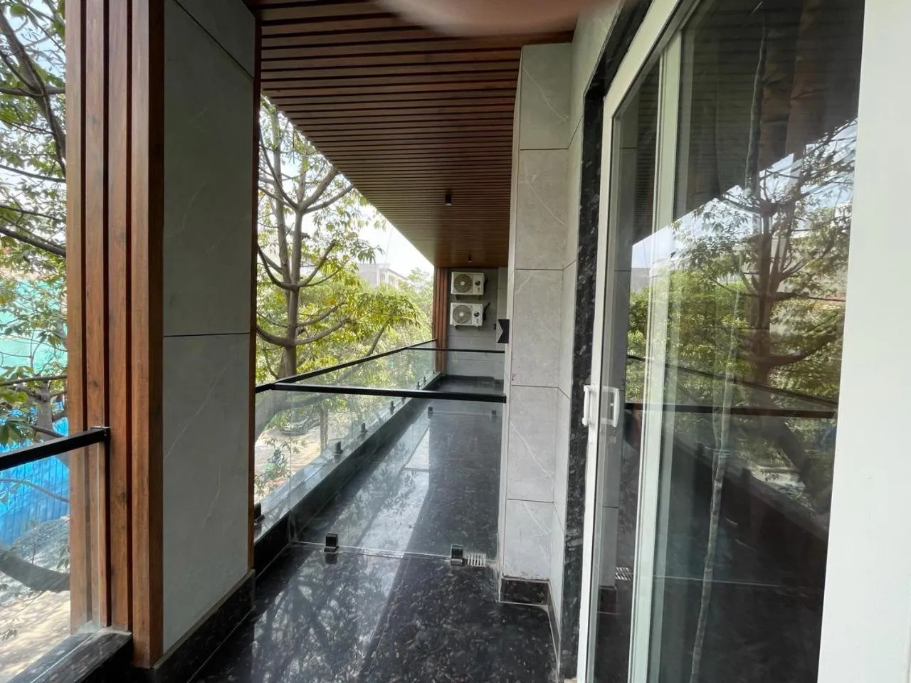 Natural landscape in FlxHo Quad - Luxury Studio Apart Hotel DLF Cyber City