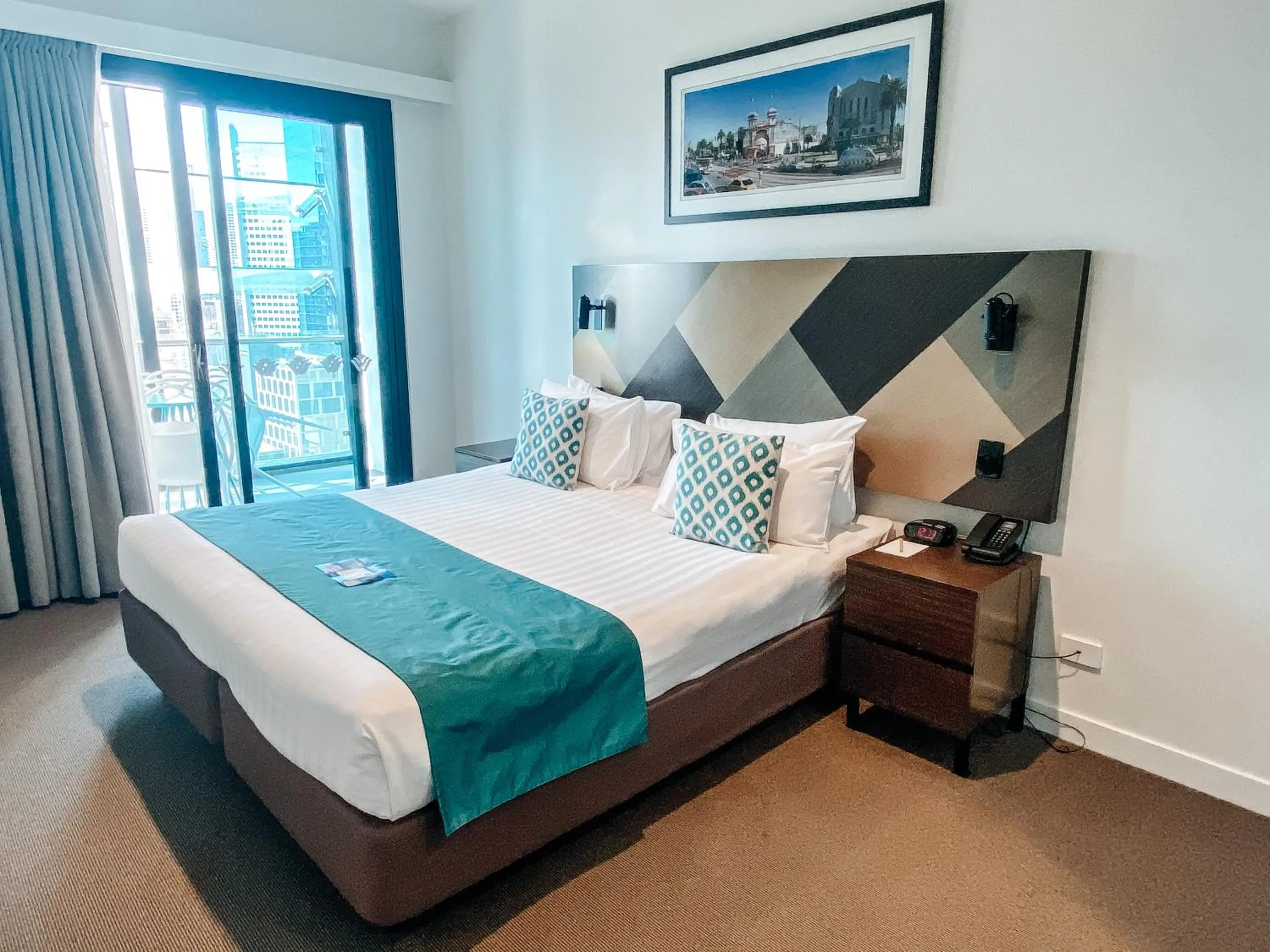 Bed in Wyndham Hotel Melbourne