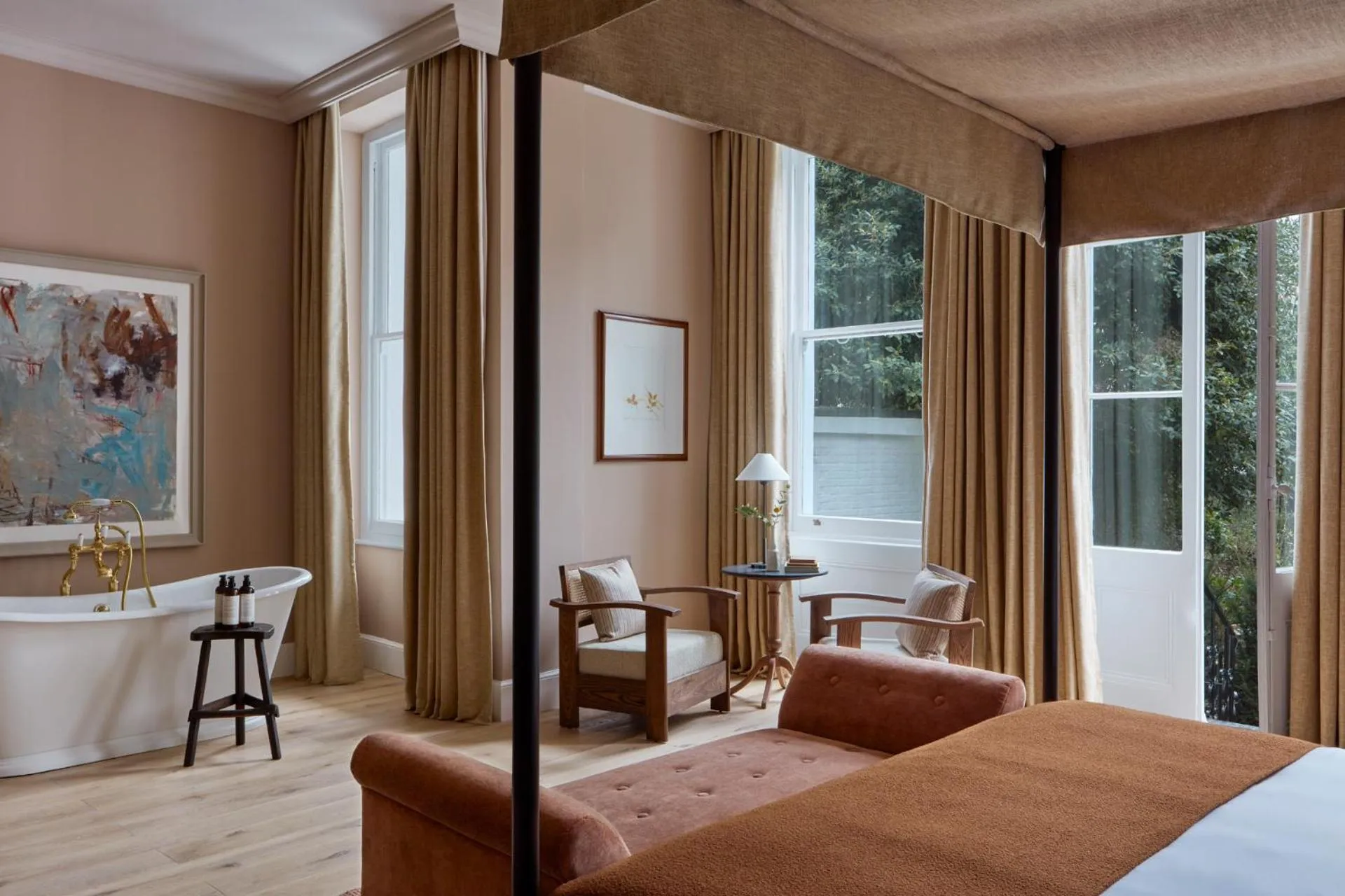 Bedroom, Bed in Miiro Templeton Garden