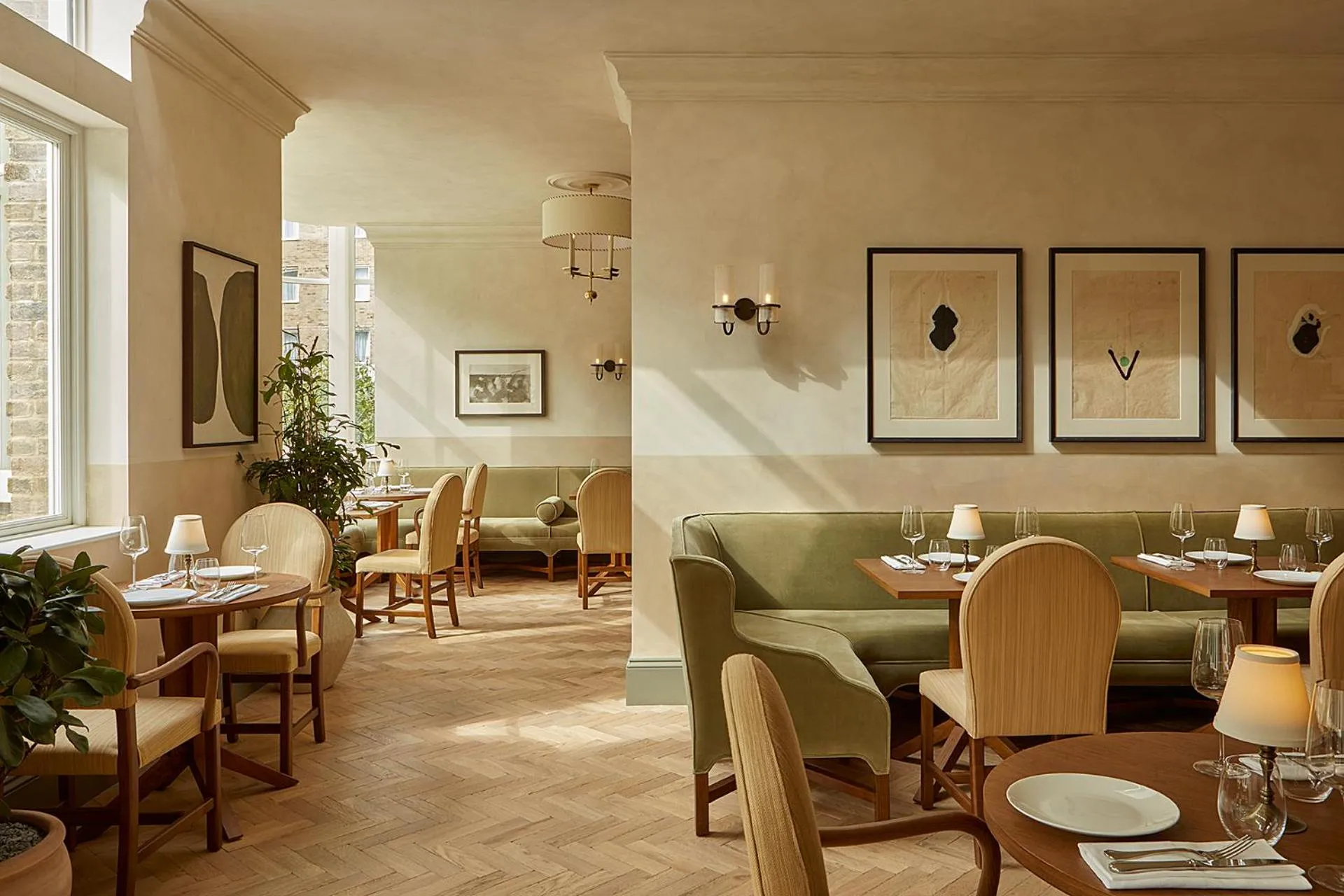 Restaurant/places to eat in Miiro Templeton Garden