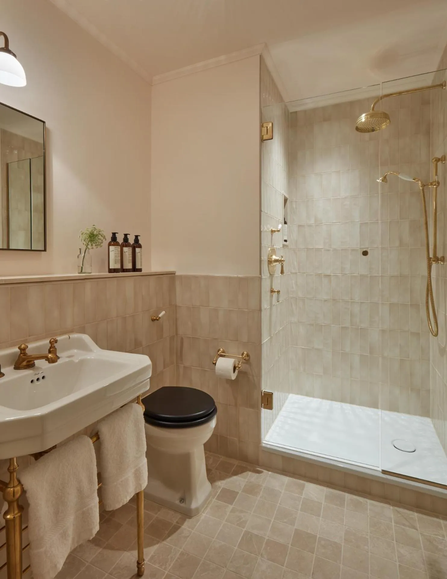 Double Room in K+K Hotel George Kensington