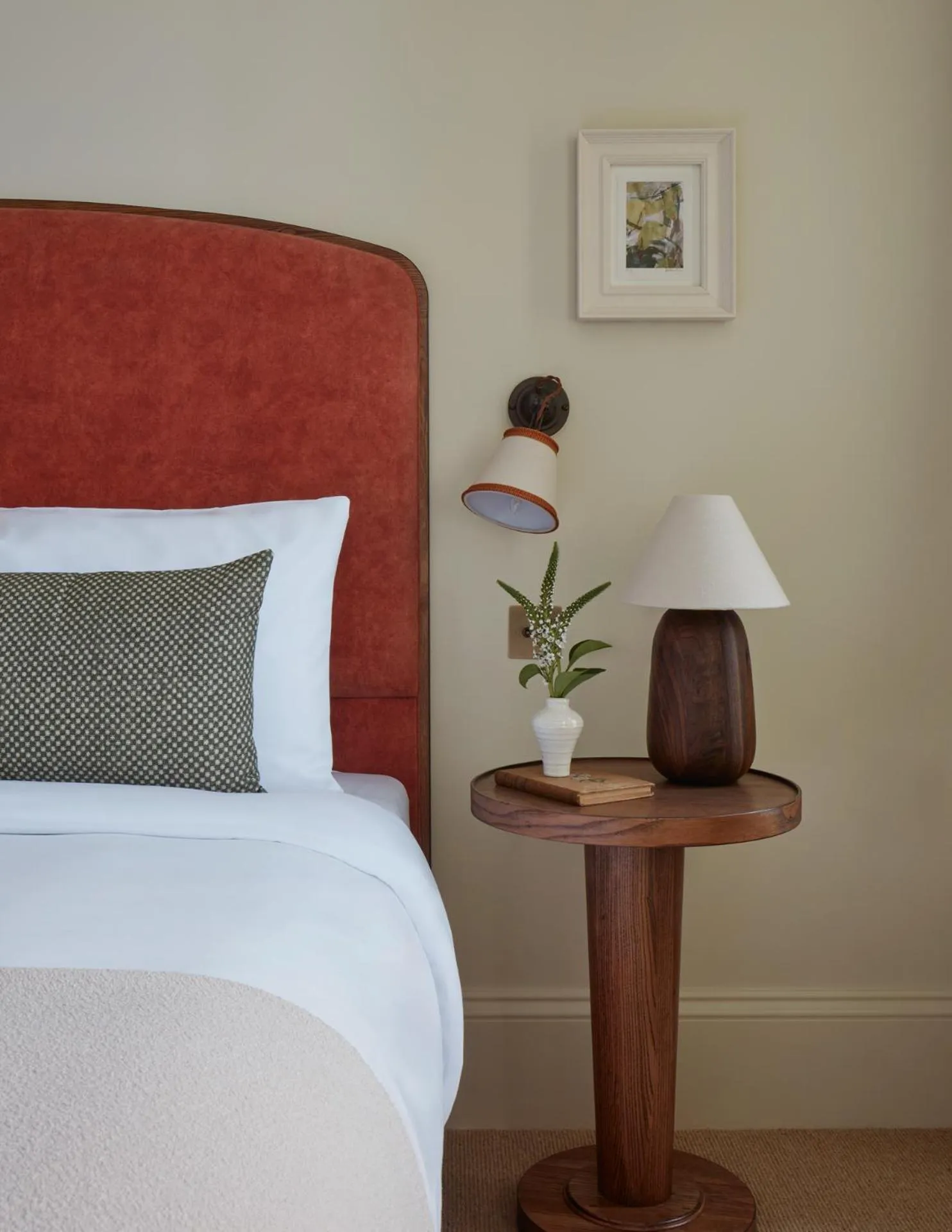 Bed in Miiro Templeton Garden