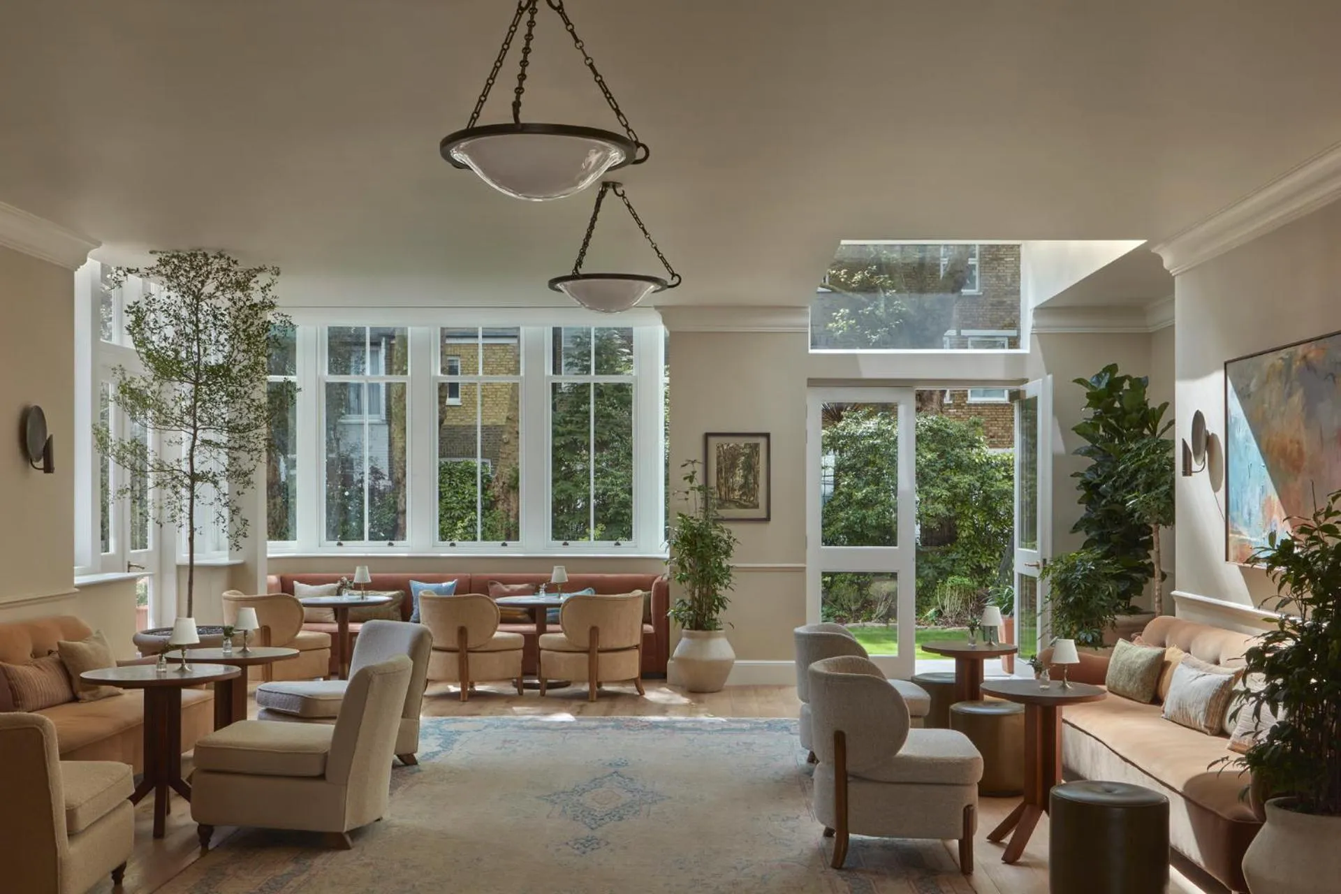 Restaurant/places to eat in Miiro Templeton Garden