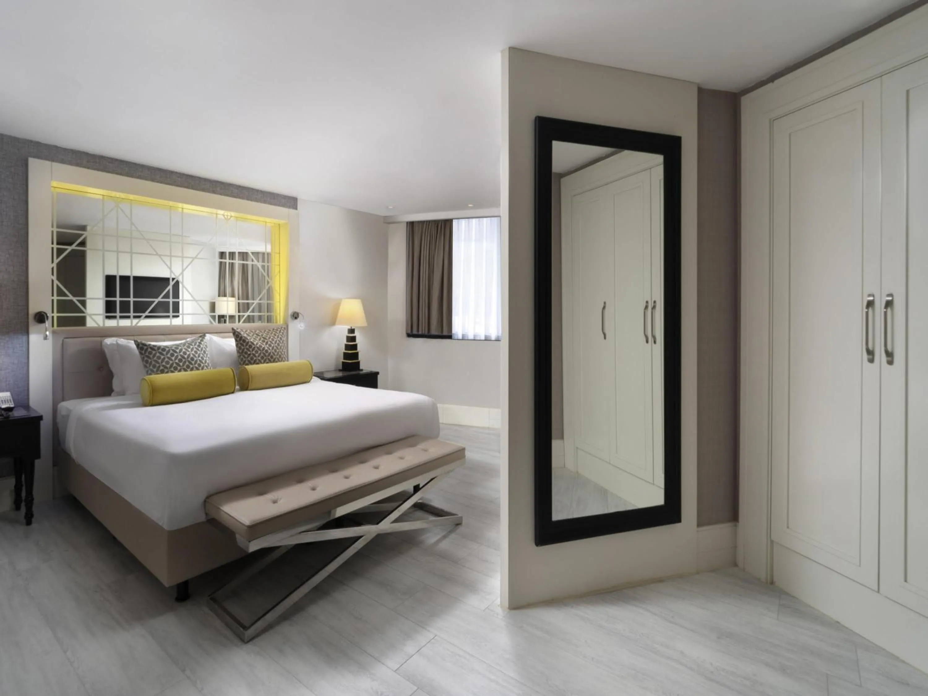 Bedroom, Bed in Mercure Istanbul Bomonti