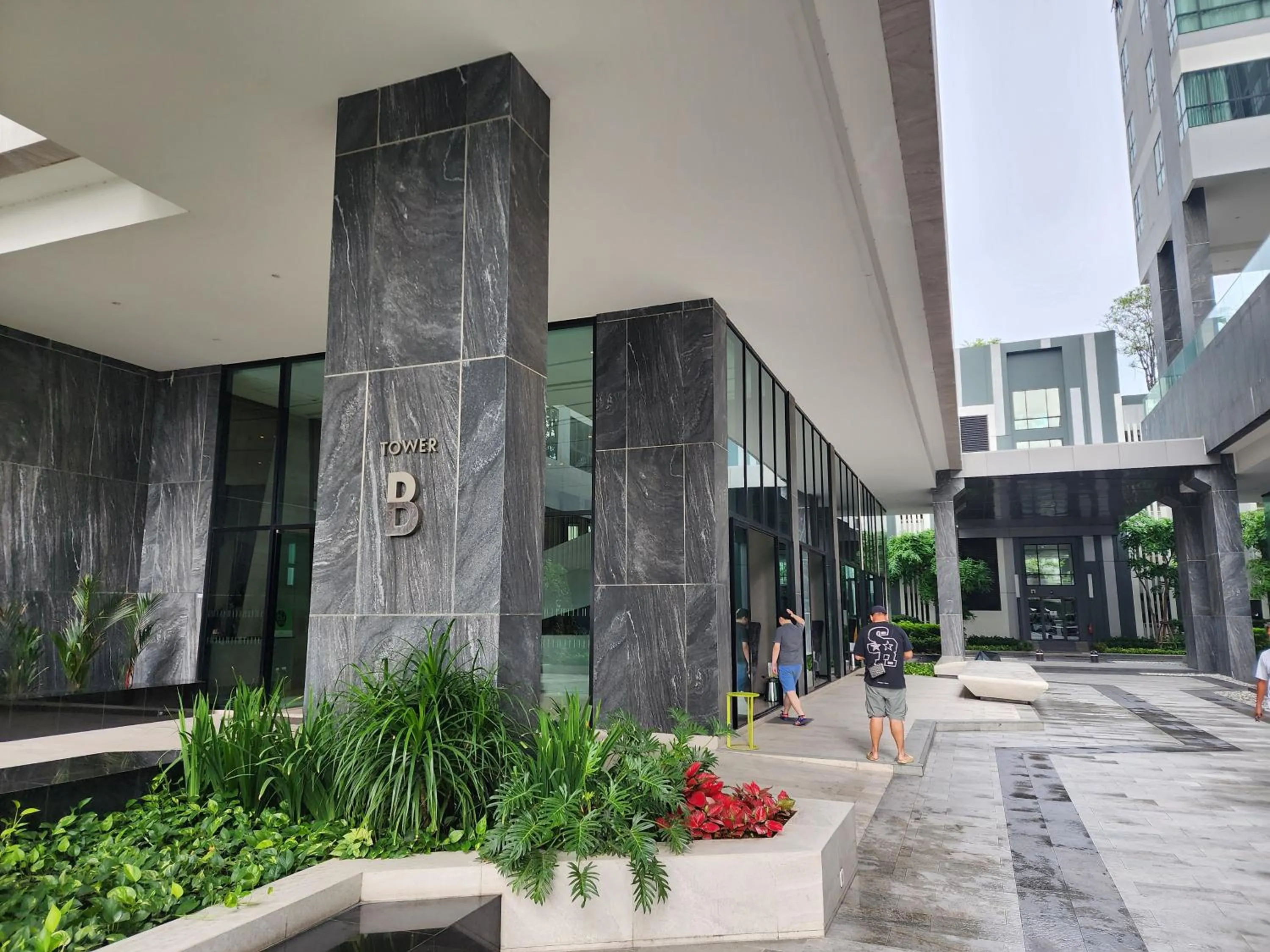 Facade/entrance in THE BASE Central Pattaya