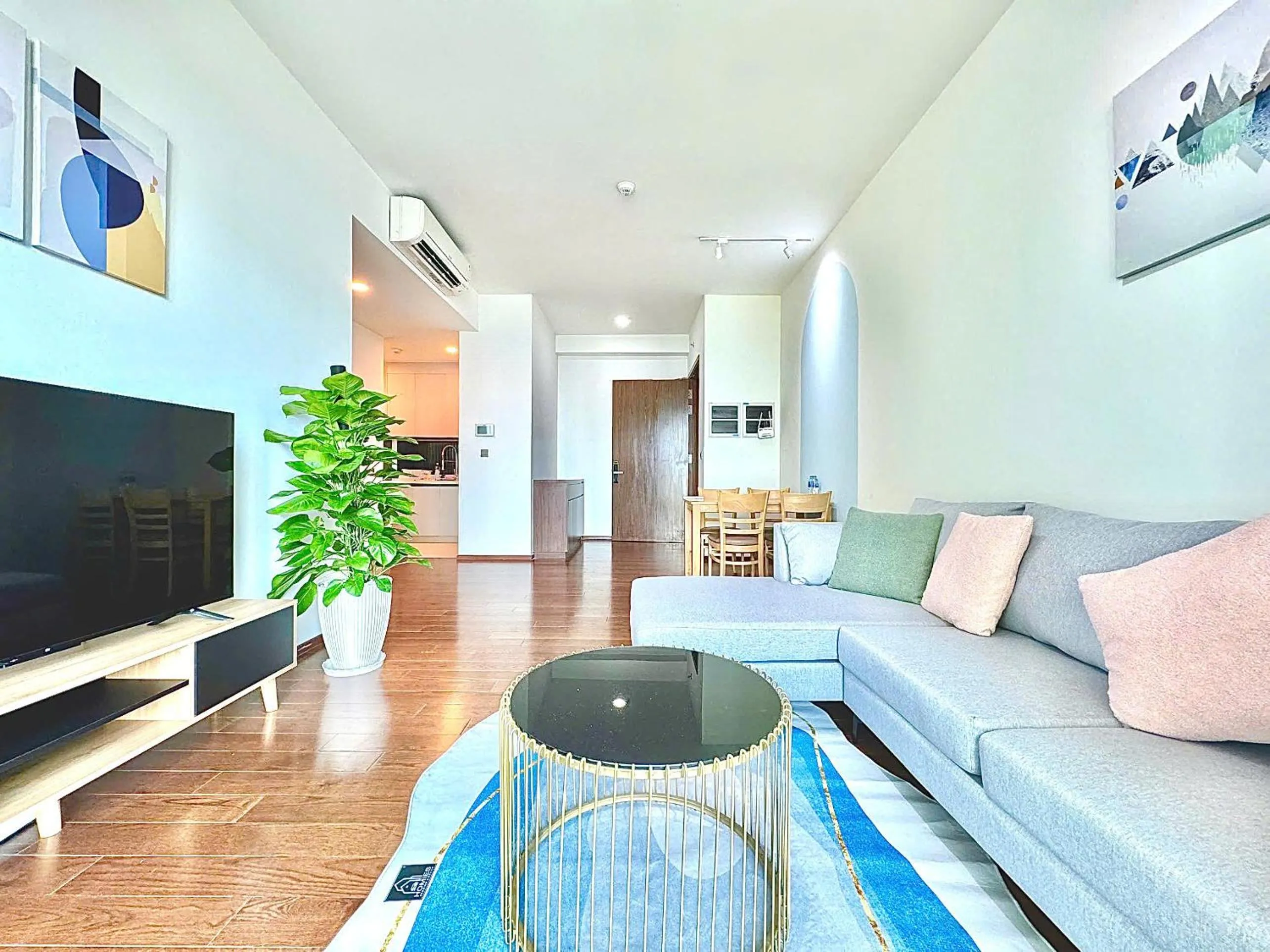 Homie's Dedge Thao Dien Luxury Apartment