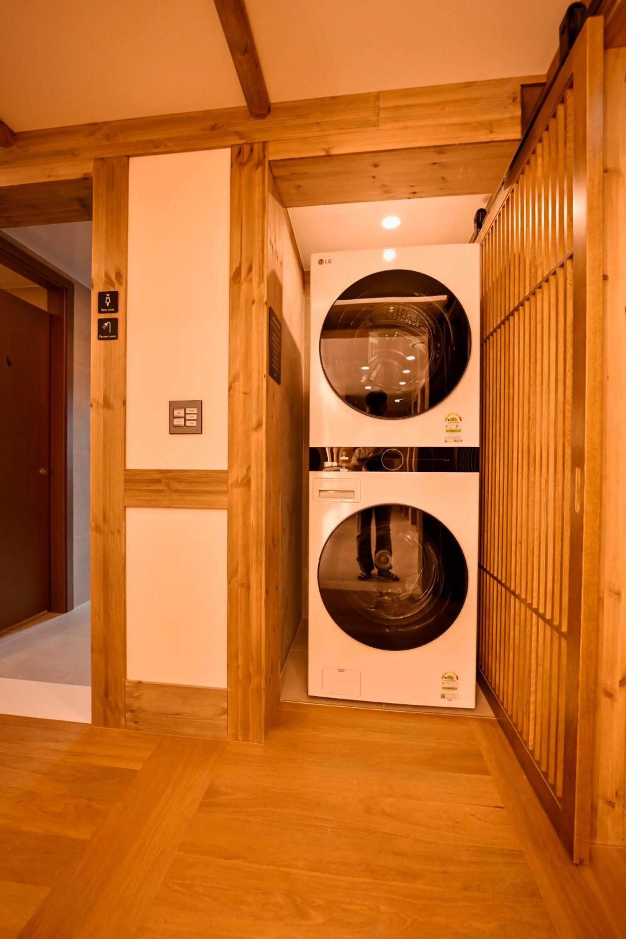 Area and facilities in Hanok Hotel DAAM Seoul