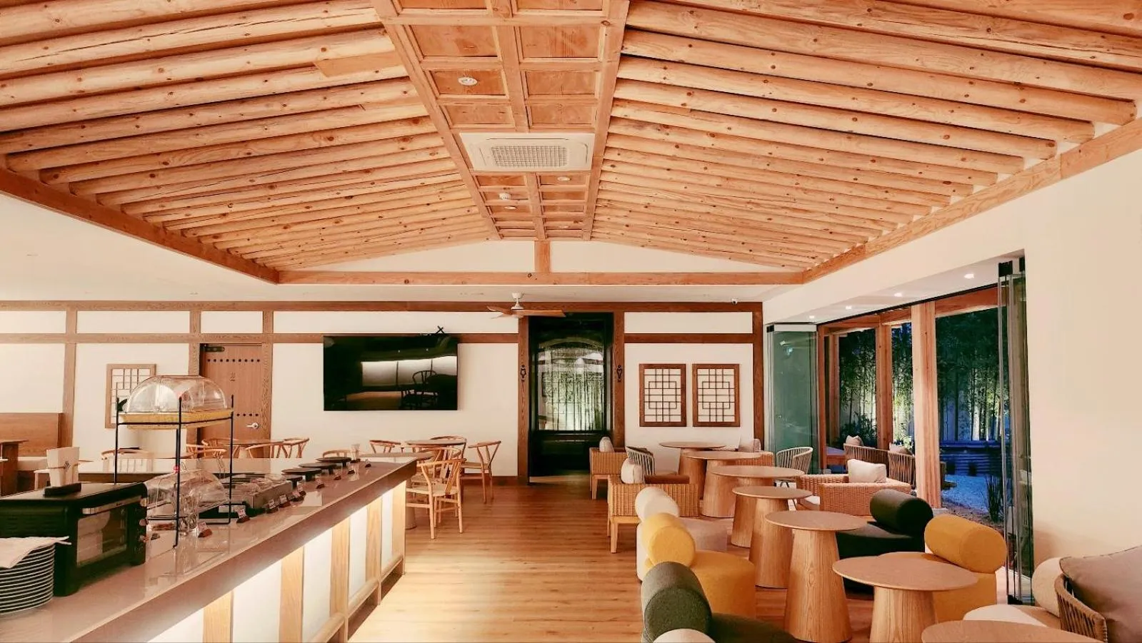 Lobby or reception in Hanok Hotel DAAM Seoul