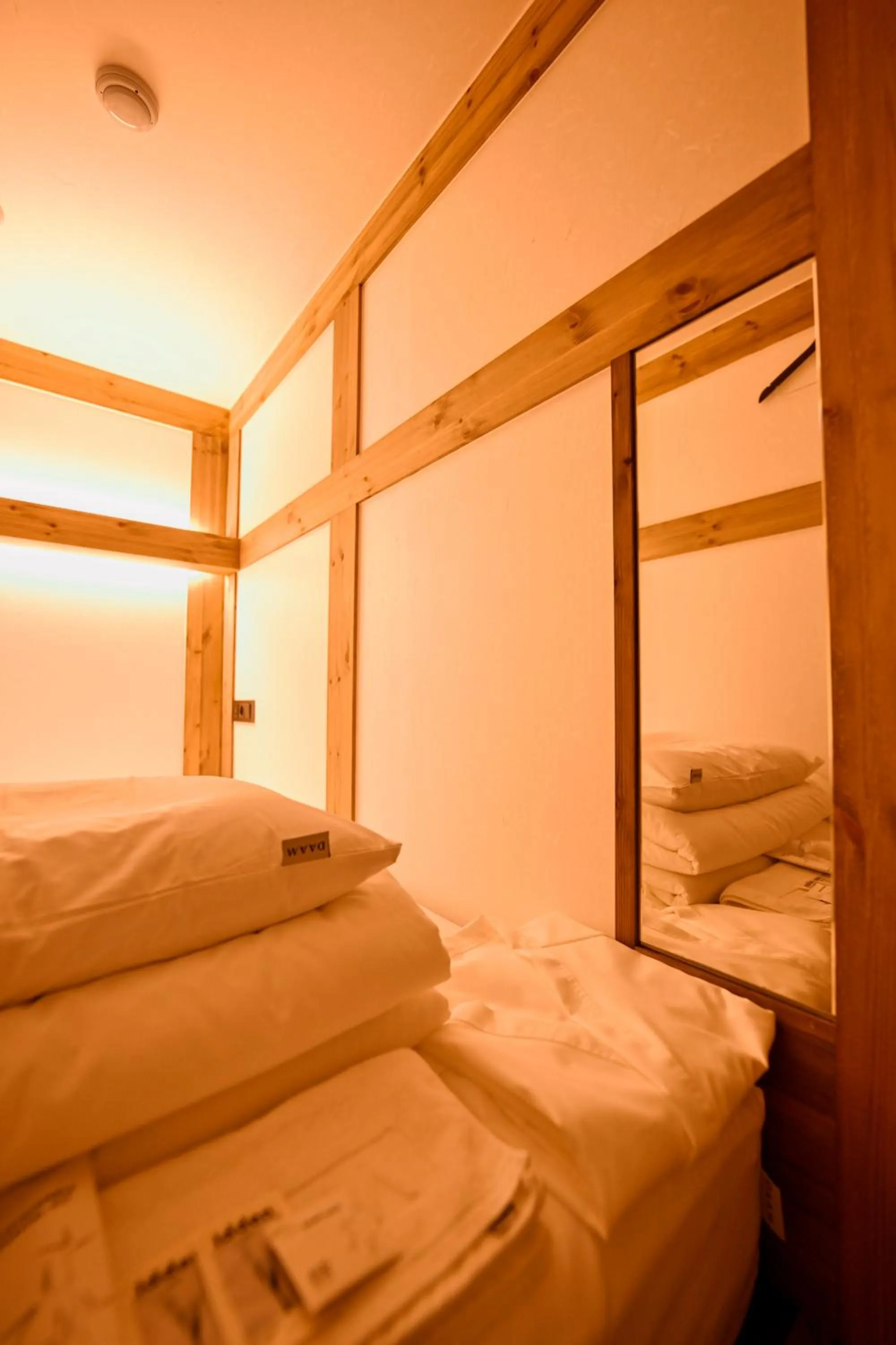 Photo of the whole room, Bed in Hanok Hotel DAAM Seoul