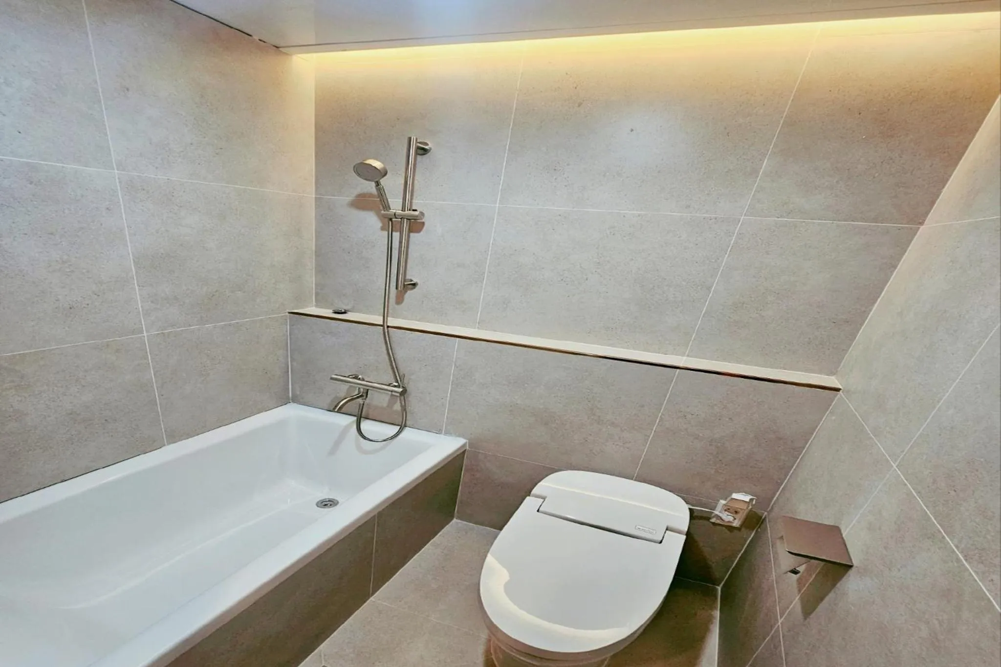 Hot Tub in Hanok Hotel DAAM Seoul